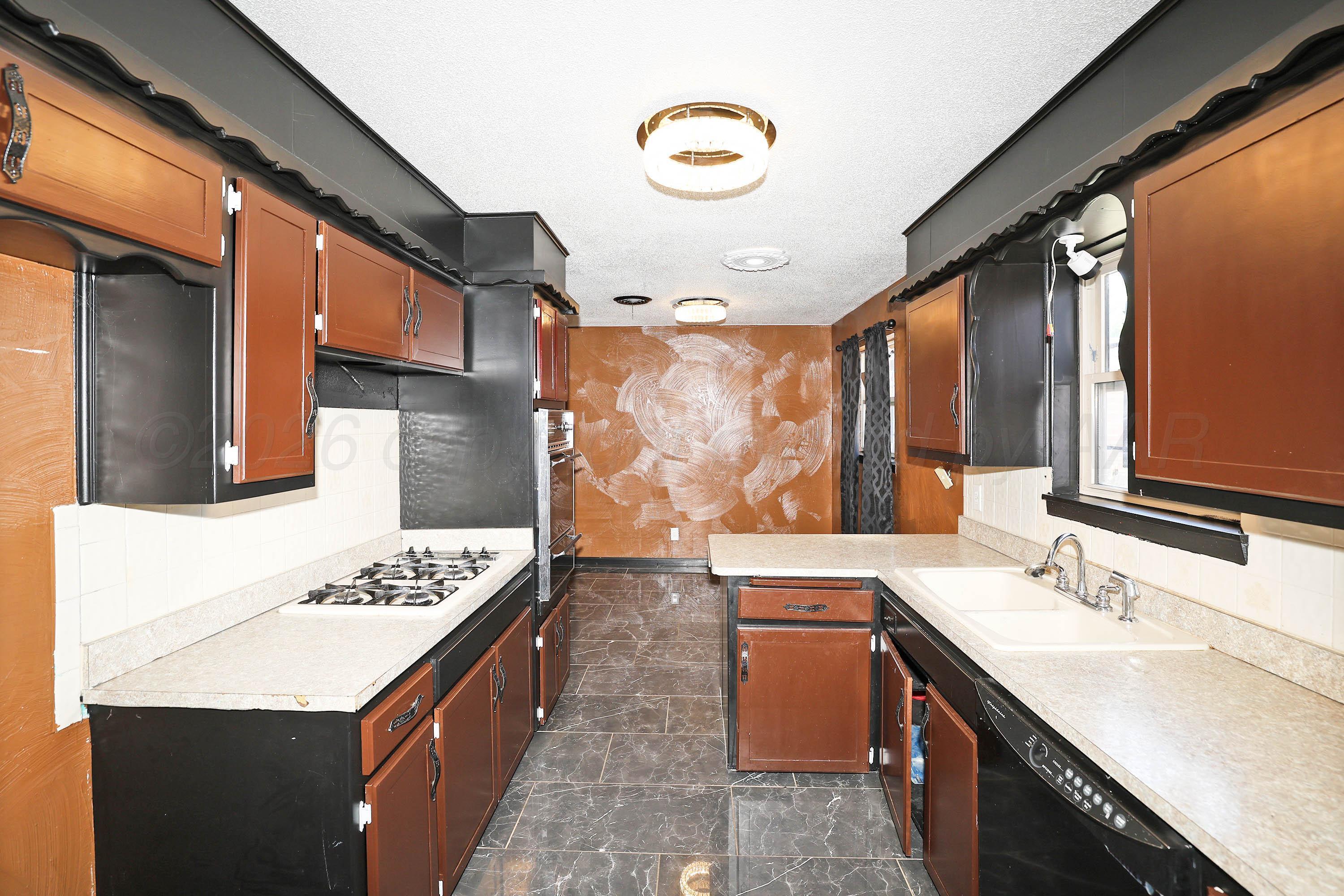 5005 Westway Trail Property Photo 7