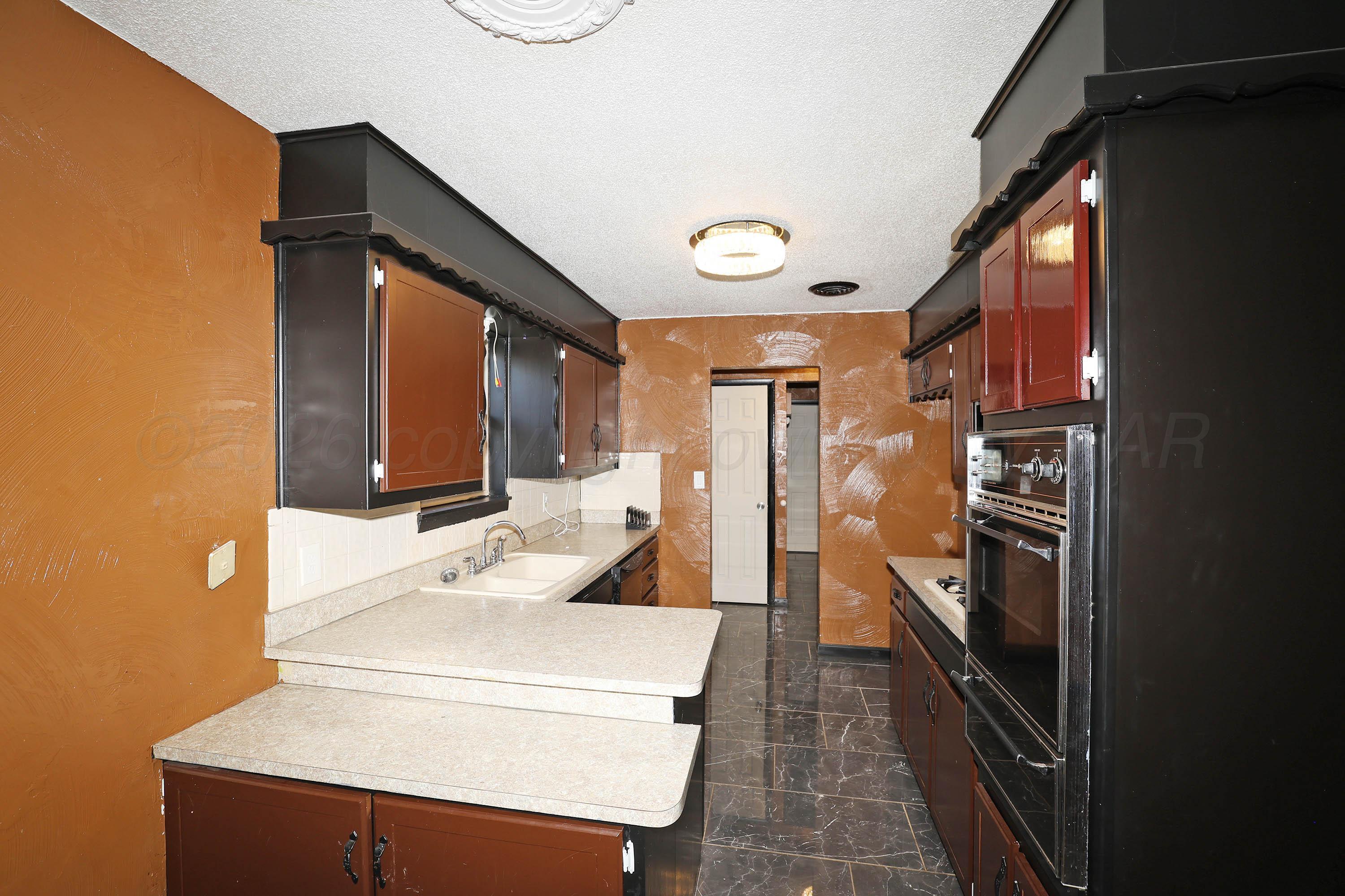 5005 Westway Trail Property Photo 8