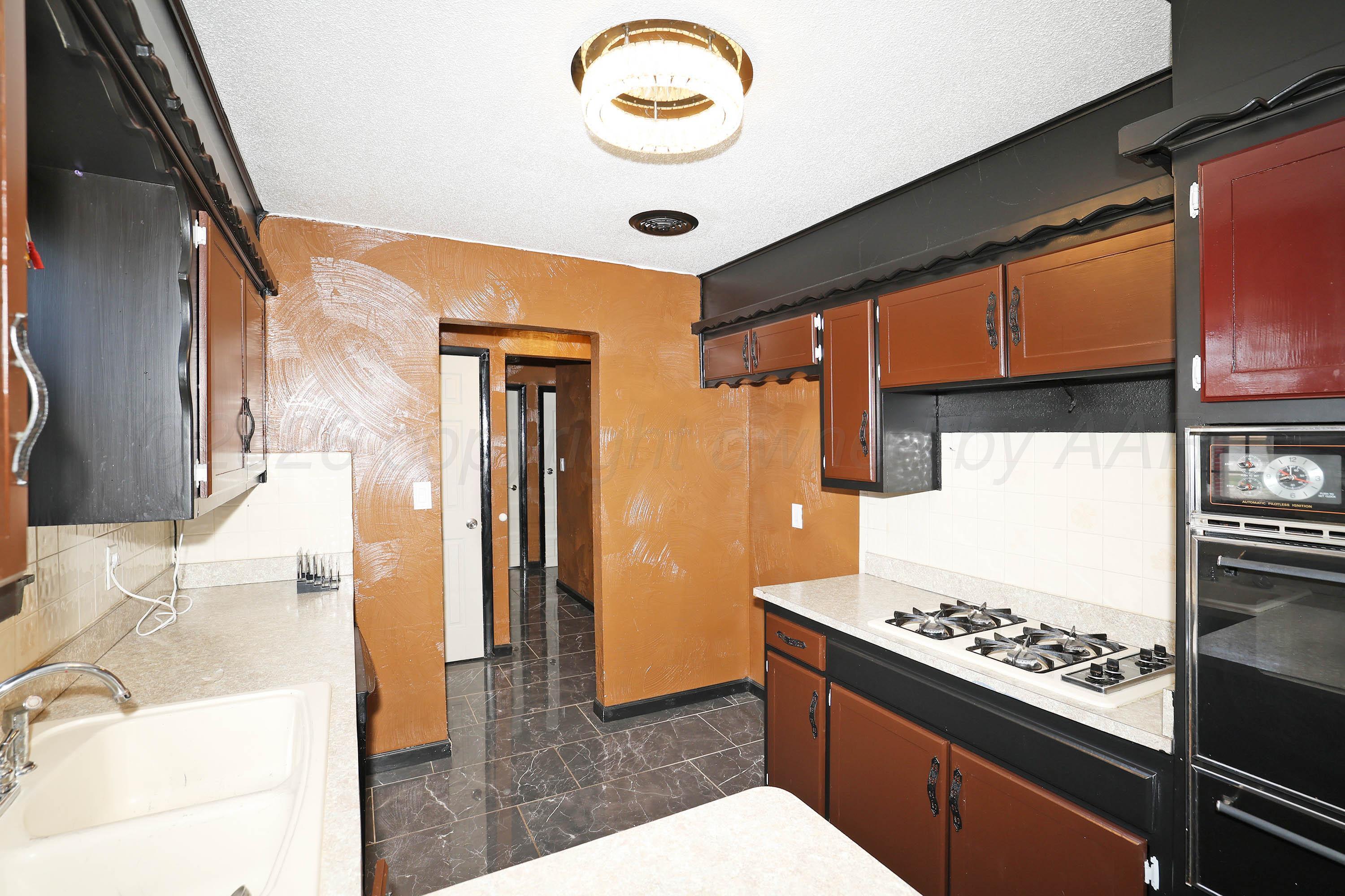 5005 Westway Trail Property Photo 9