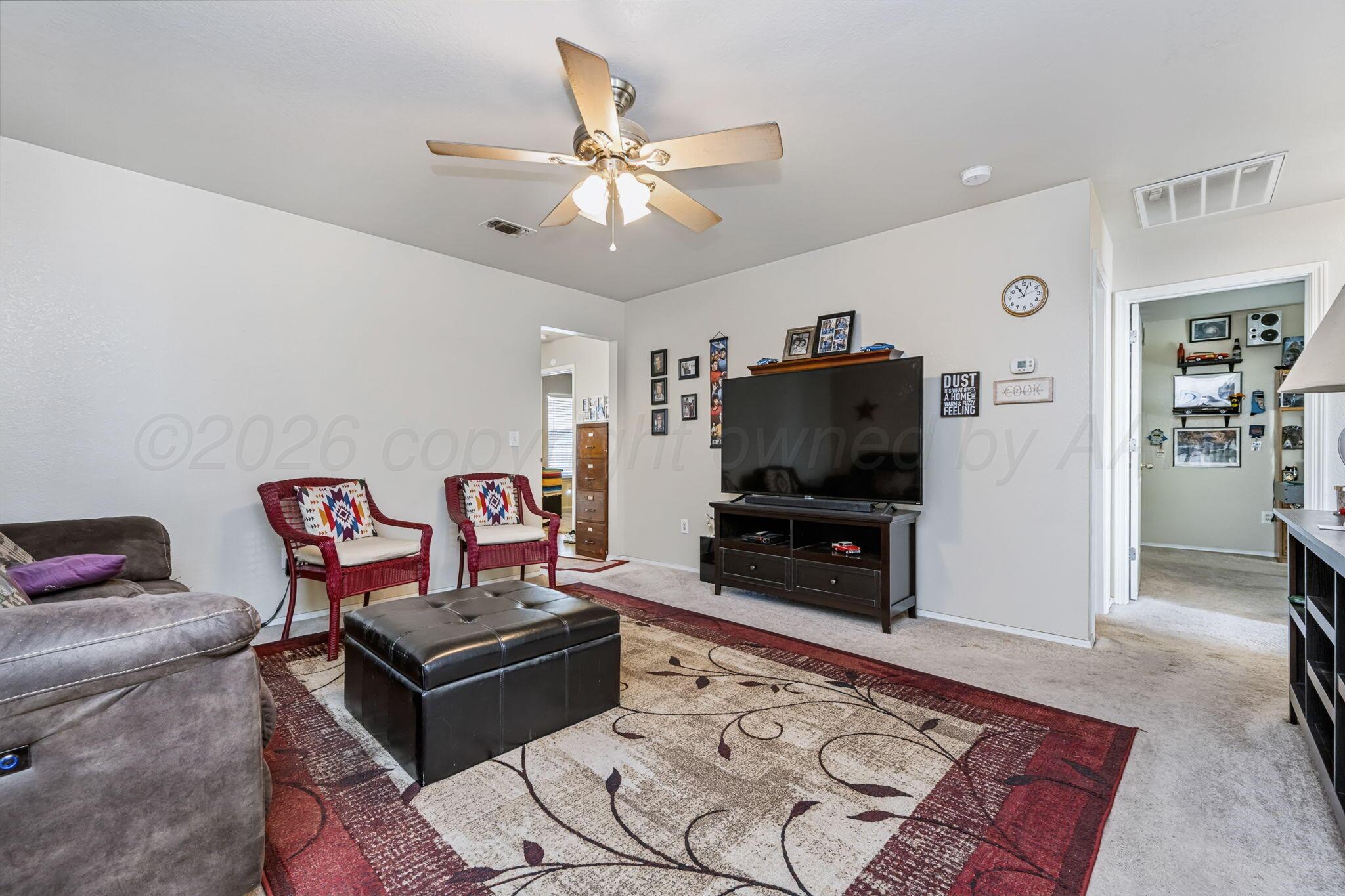 4810 Mammoth Lane Property Photo 2