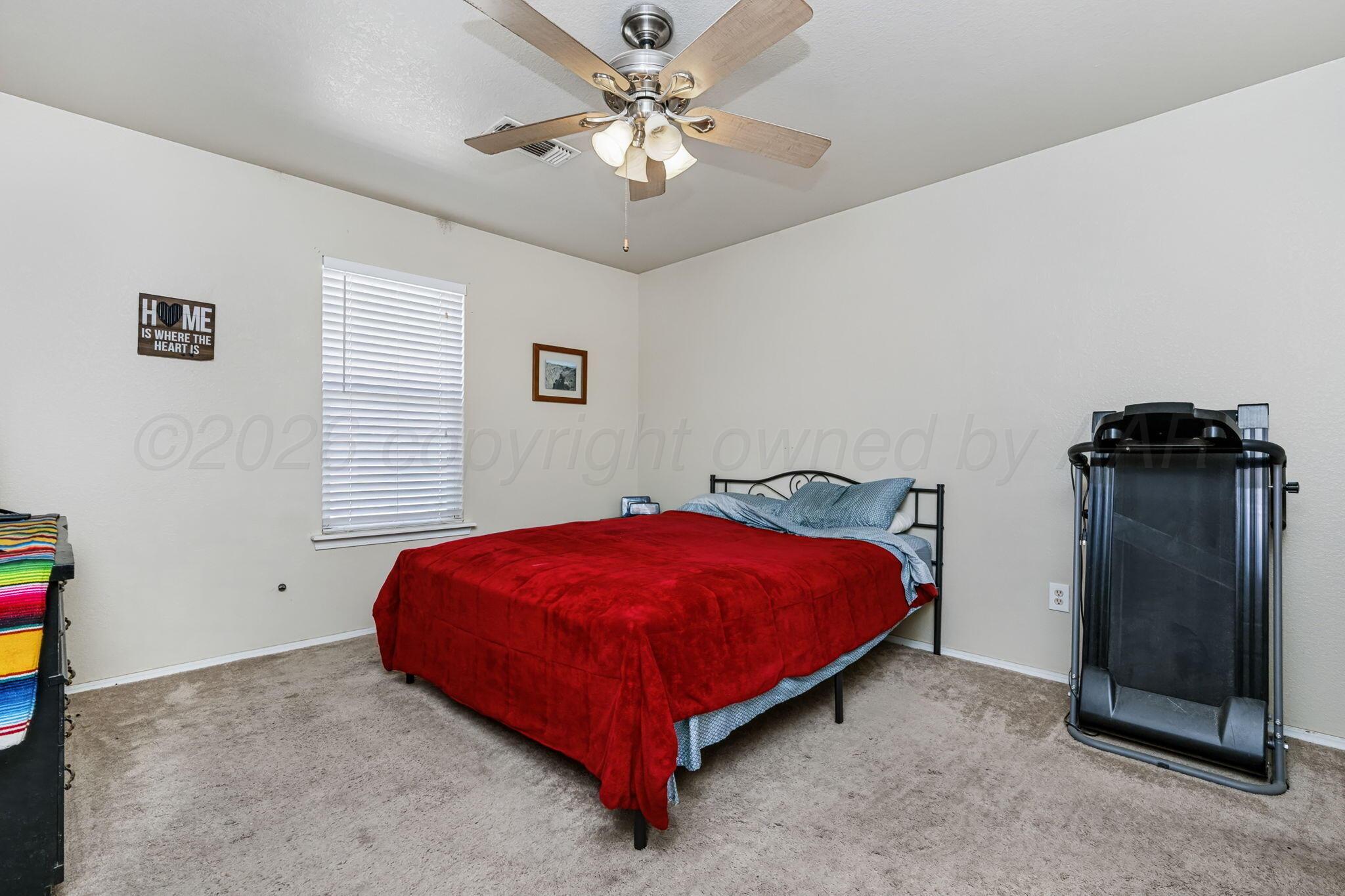 4810 Mammoth Lane Property Photo 9