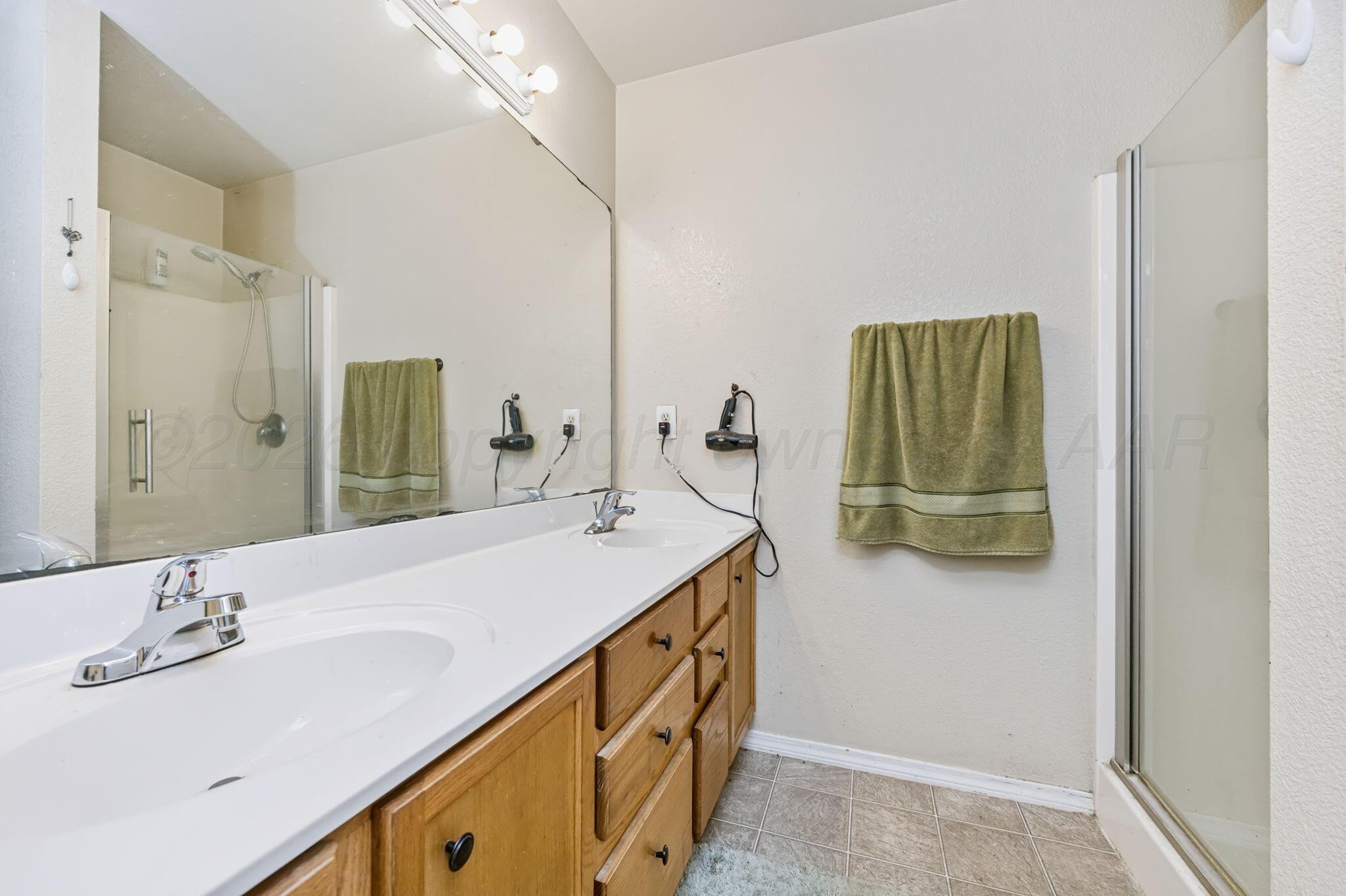 4810 Mammoth Lane Property Photo 11