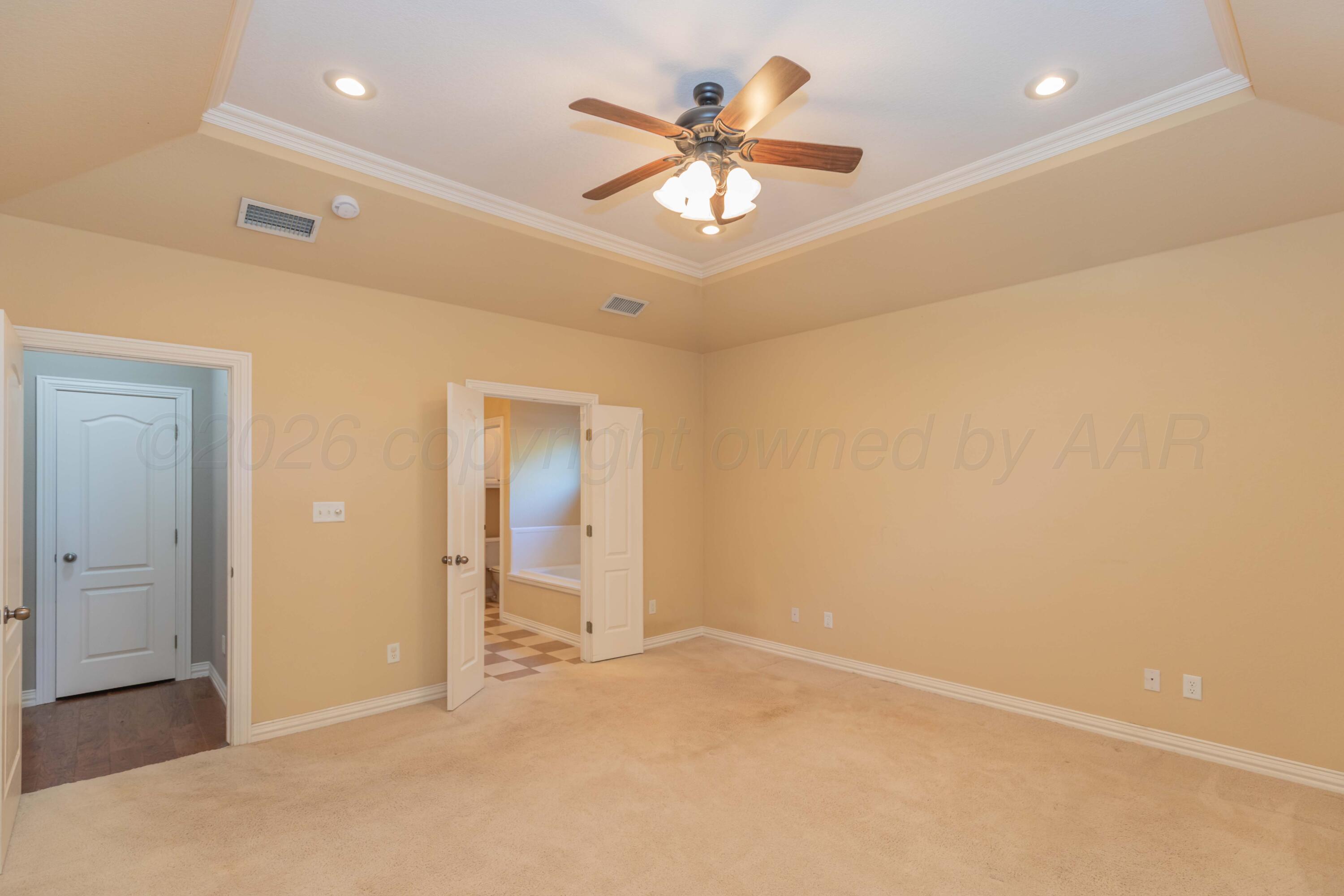6909 Achieve Drive Property Photo 16