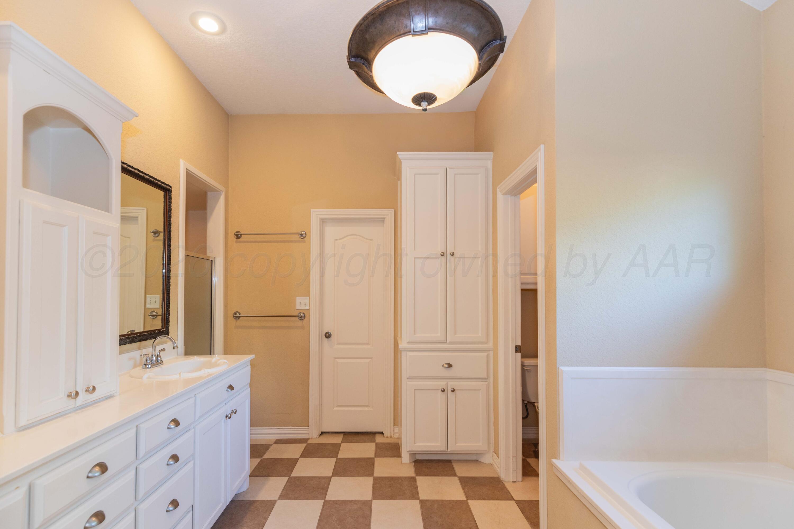 6909 Achieve Drive Property Photo 19