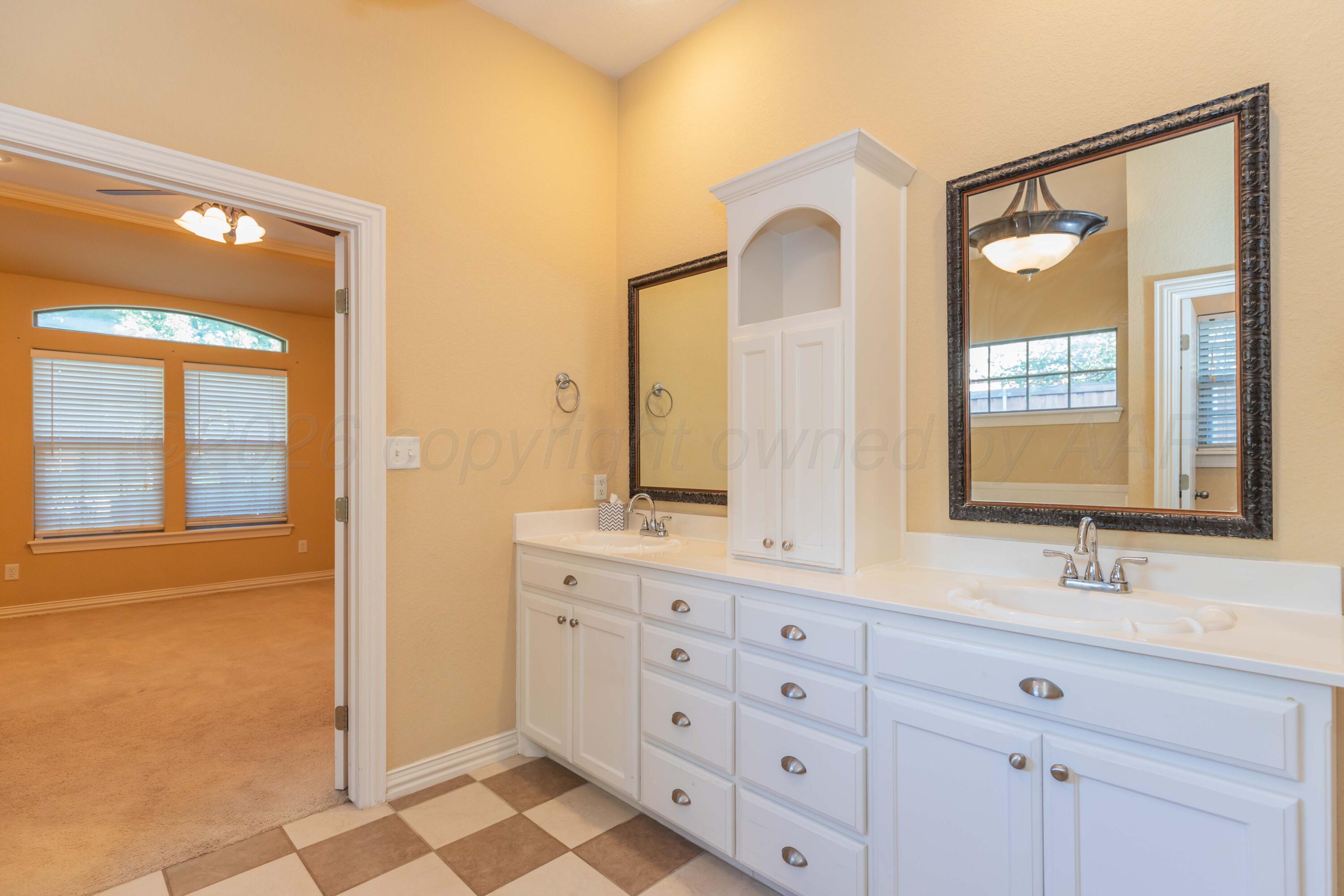 6909 Achieve Drive Property Photo 33