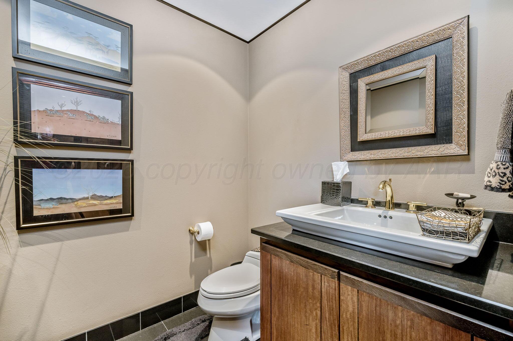 2115 W Loop 143 Property Photo 19