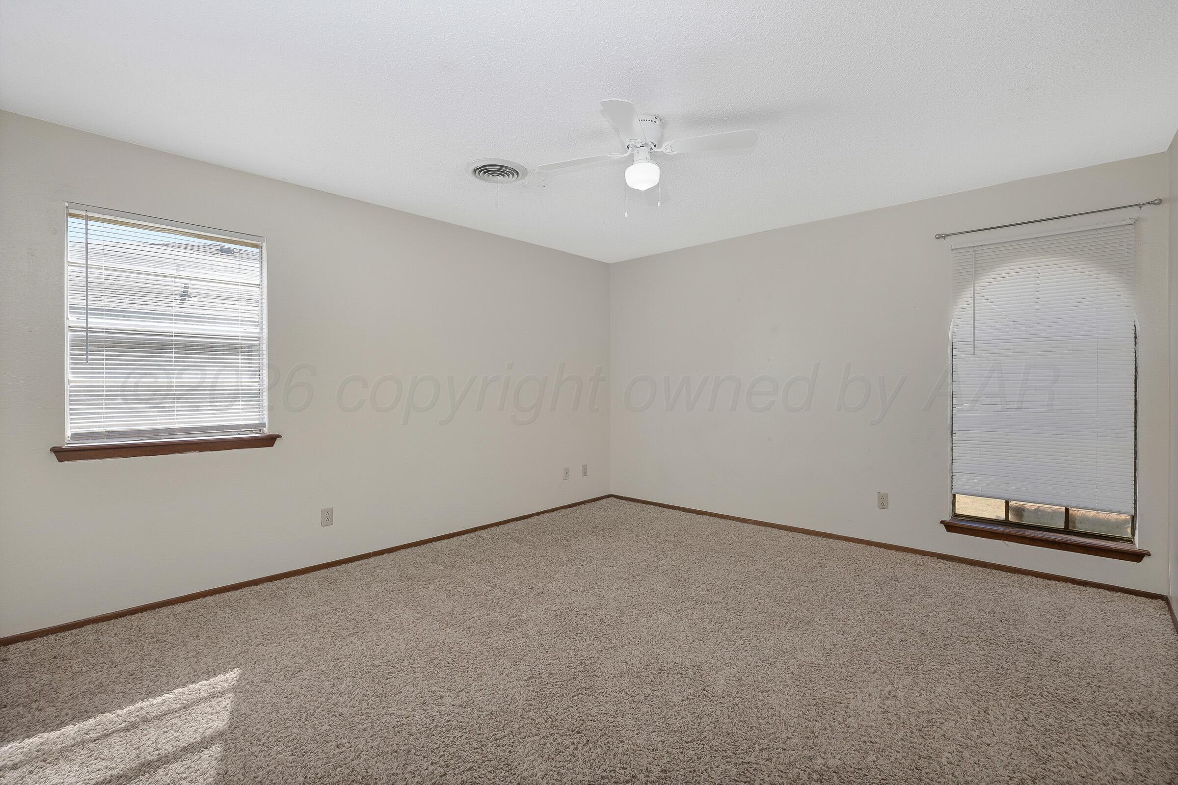 5604 Sw 41st Avenue Property Photo 13