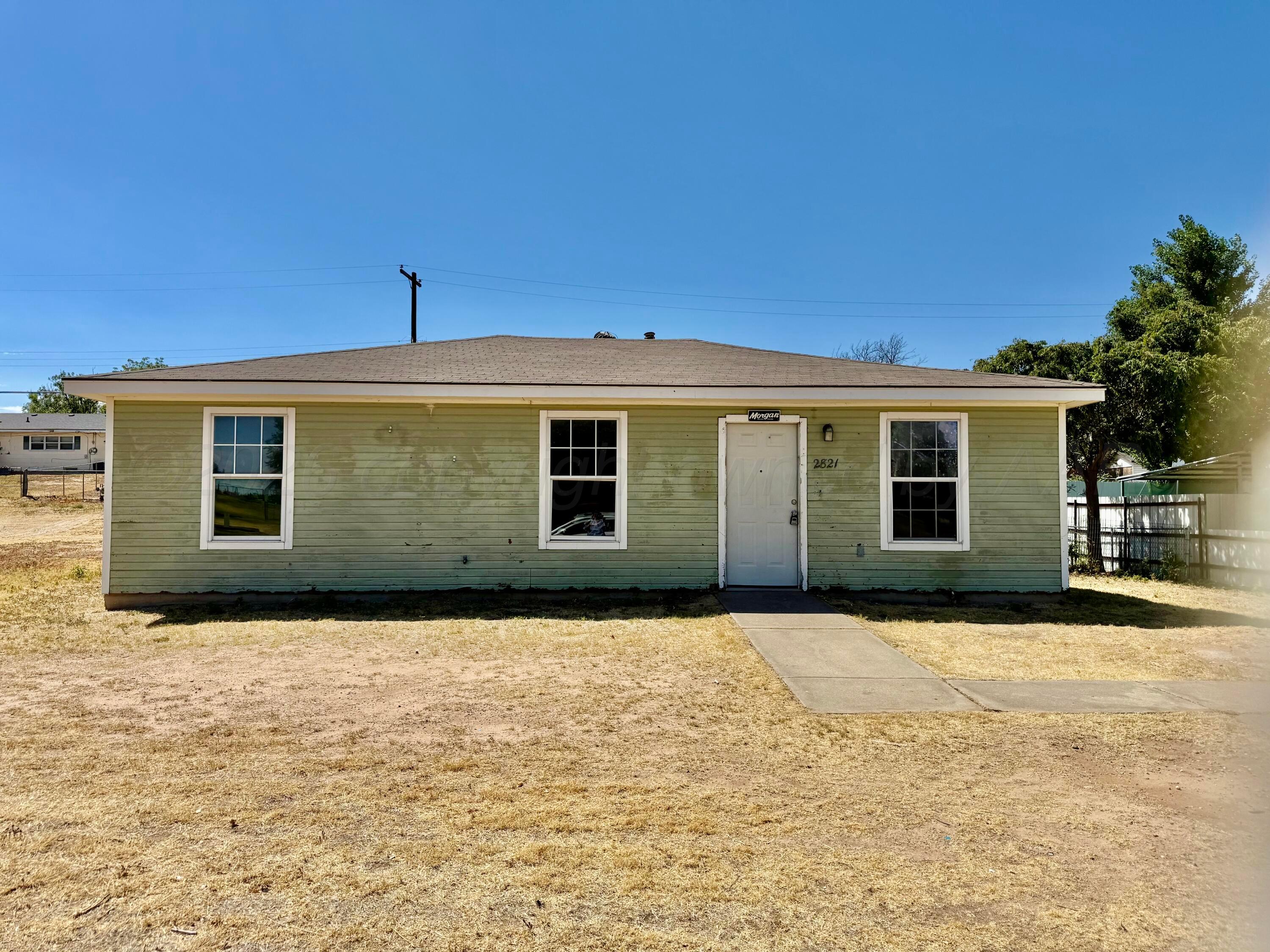 2821 Oak Drive Property Photo 1