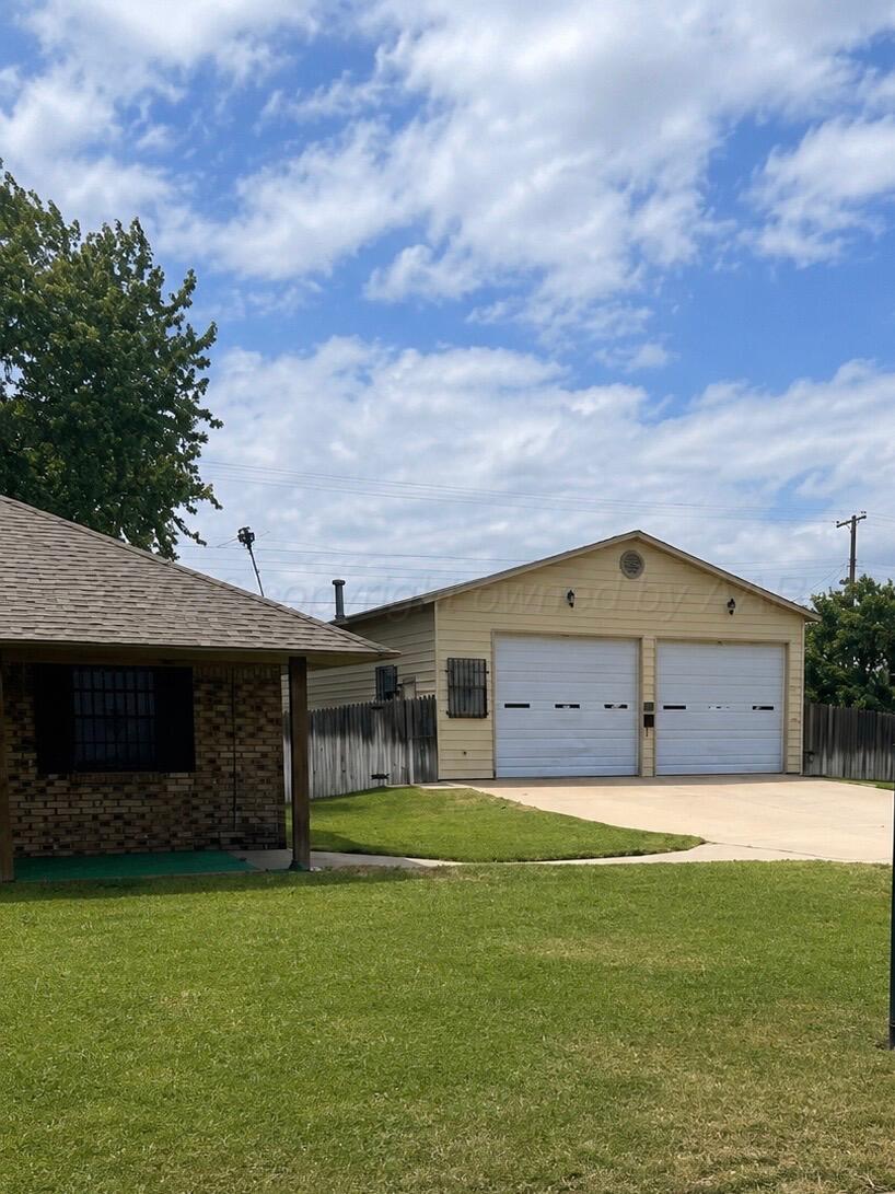 906 N Fairmont Street Property Photo 14
