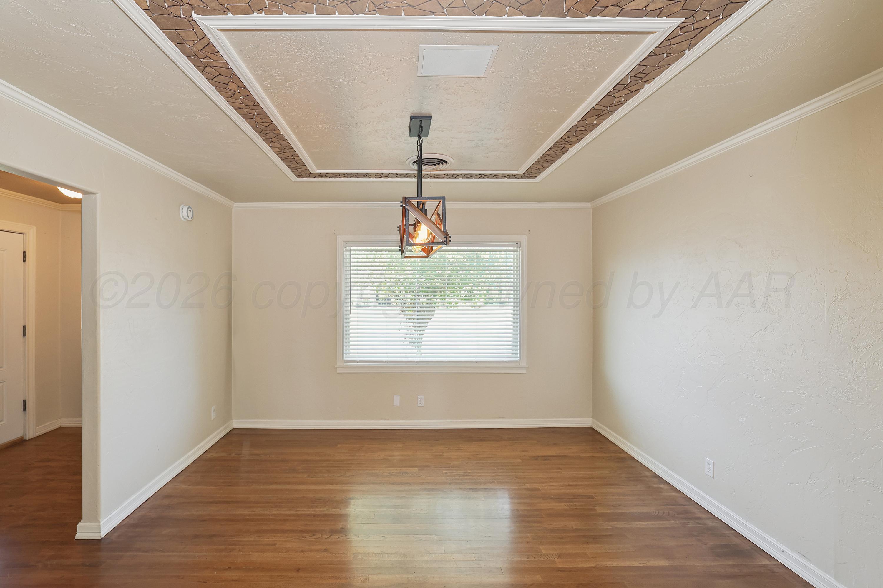 602 N Main Street Property Photo 6