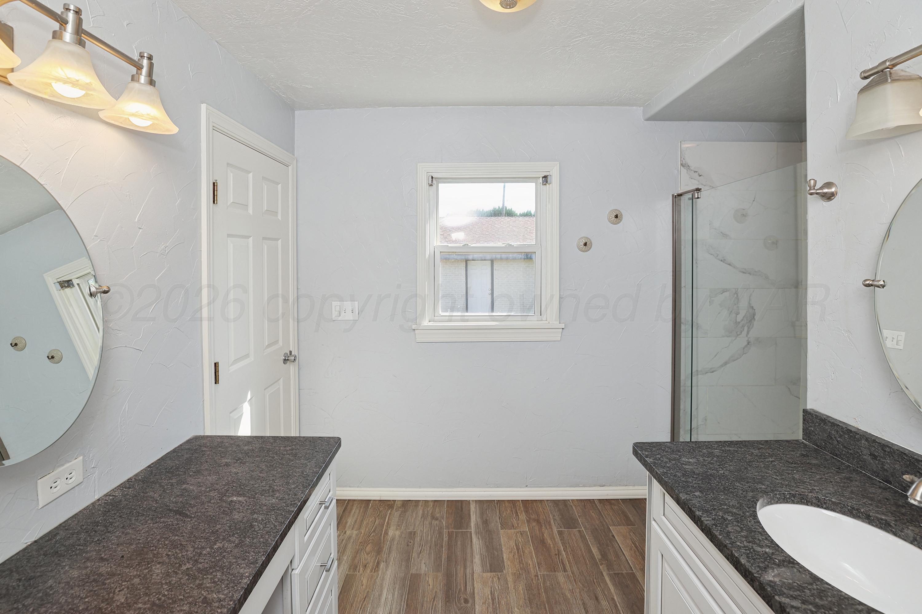 602 N Main Street Property Photo 14