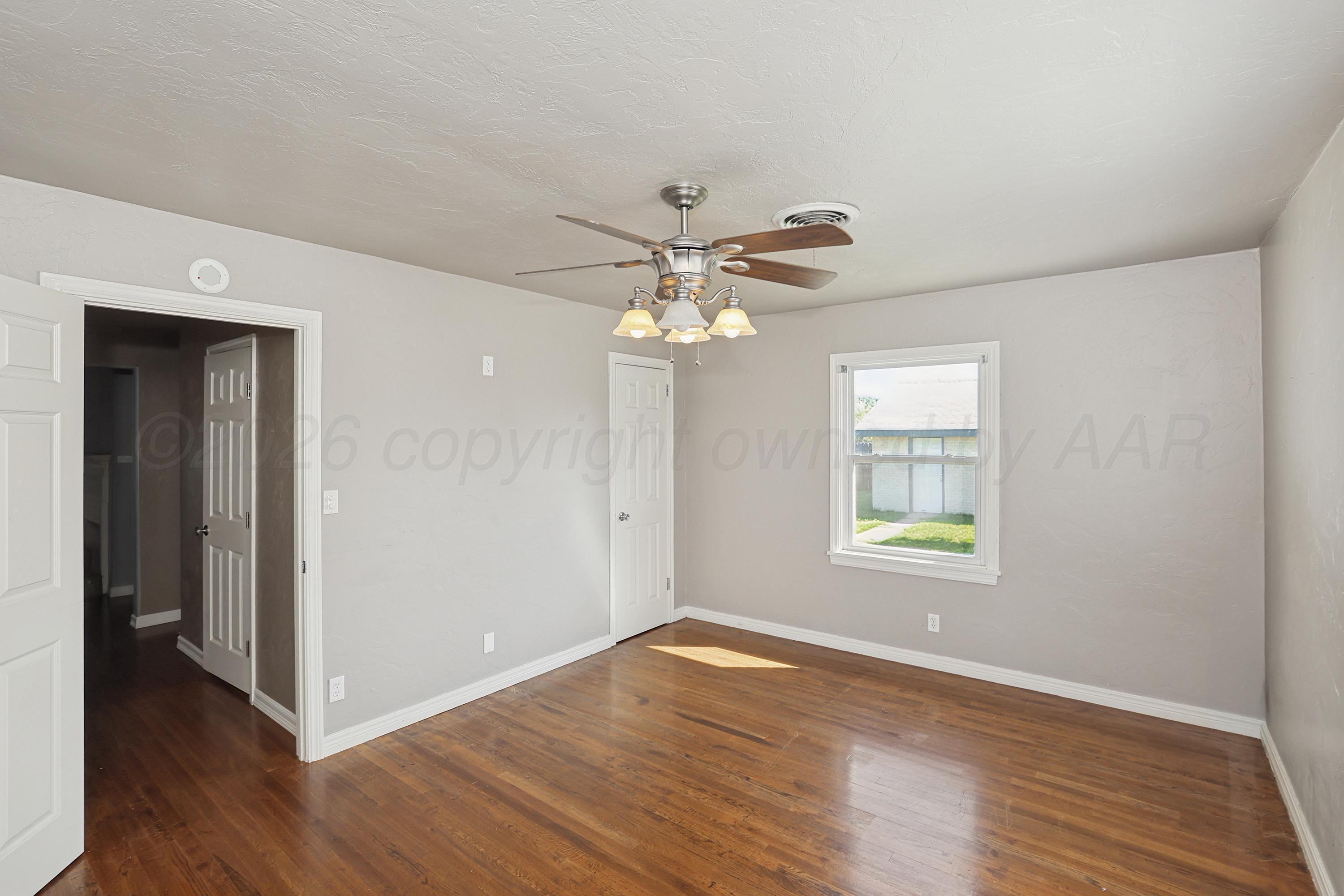 602 N Main Street Property Photo 16
