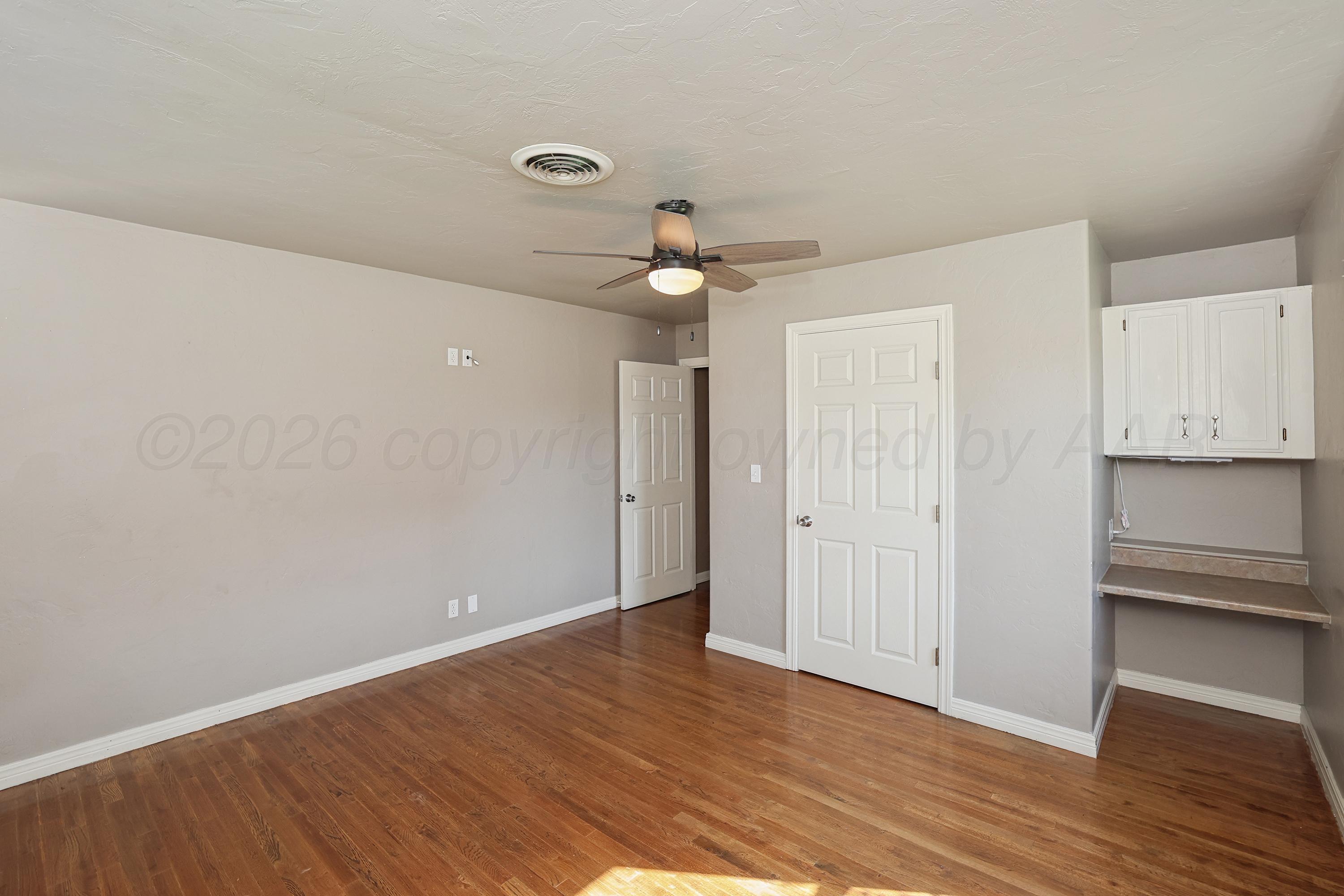 602 N Main Street Property Photo 18