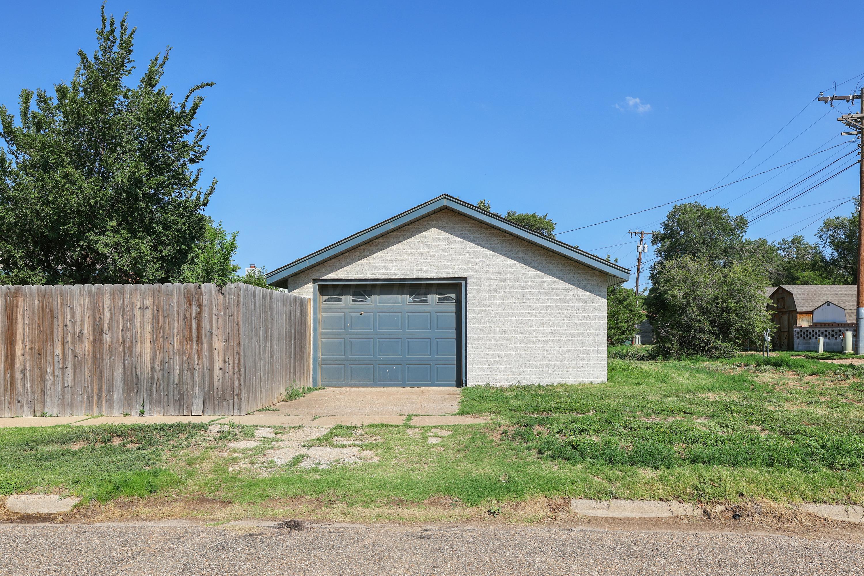 602 N Main Street Property Photo 29