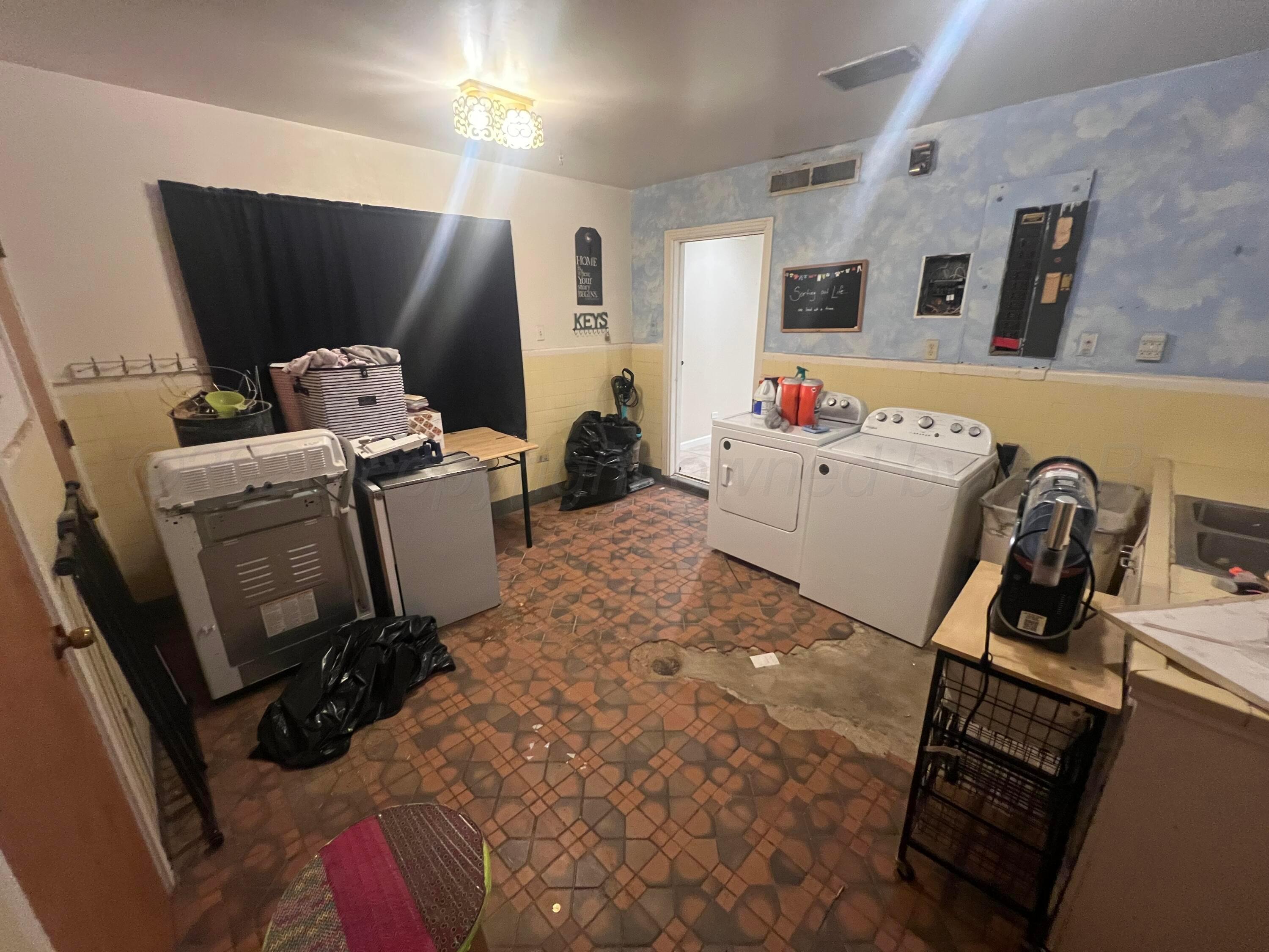 906 Euclid Avenue Property Photo 37