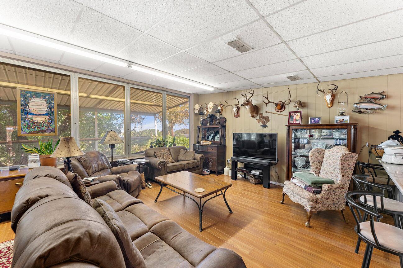 309 Fritch Drive Property Photo 10