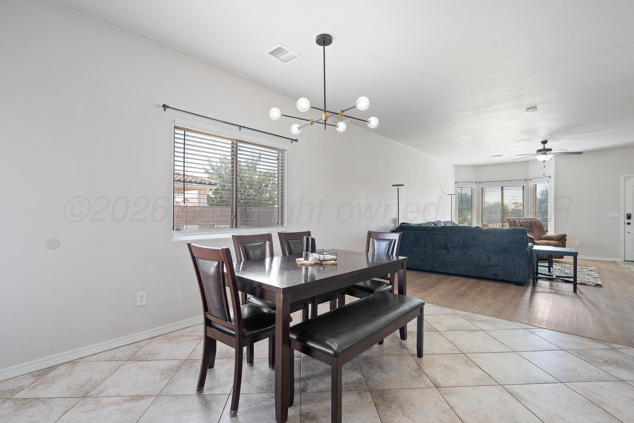 1200 Cabernet Way Property Photo 8