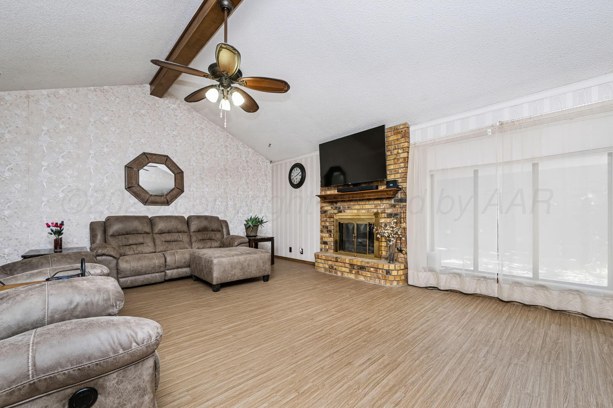7237 Kings Place Property Photo 6