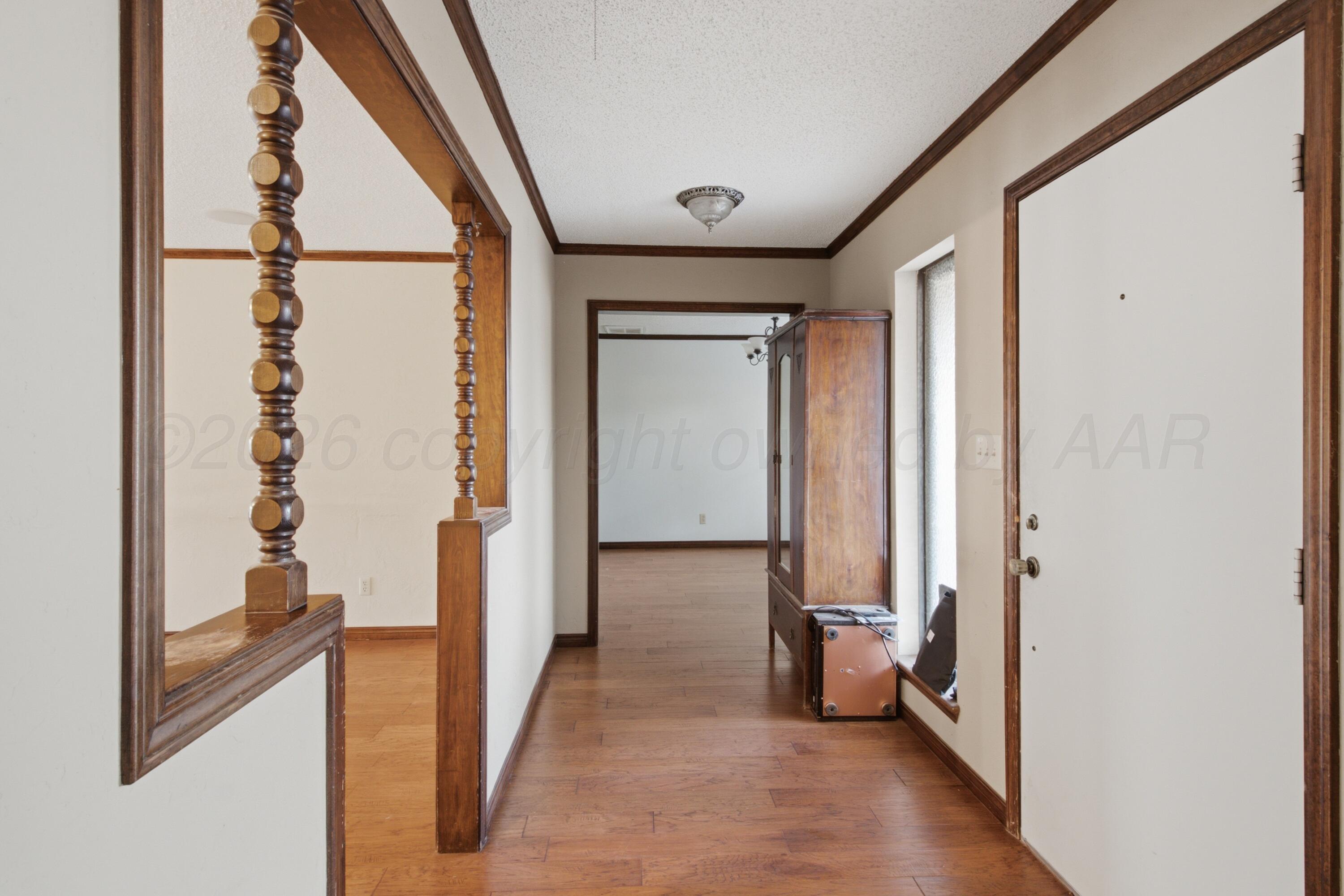 6316 Cedar Hollow Drive Property Photo 4