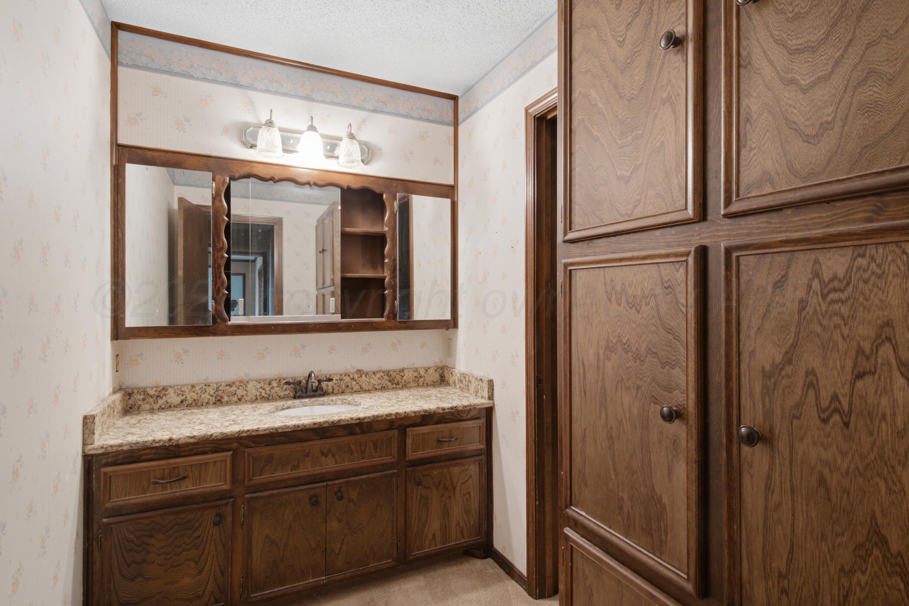 6316 Cedar Hollow Drive Property Photo 25