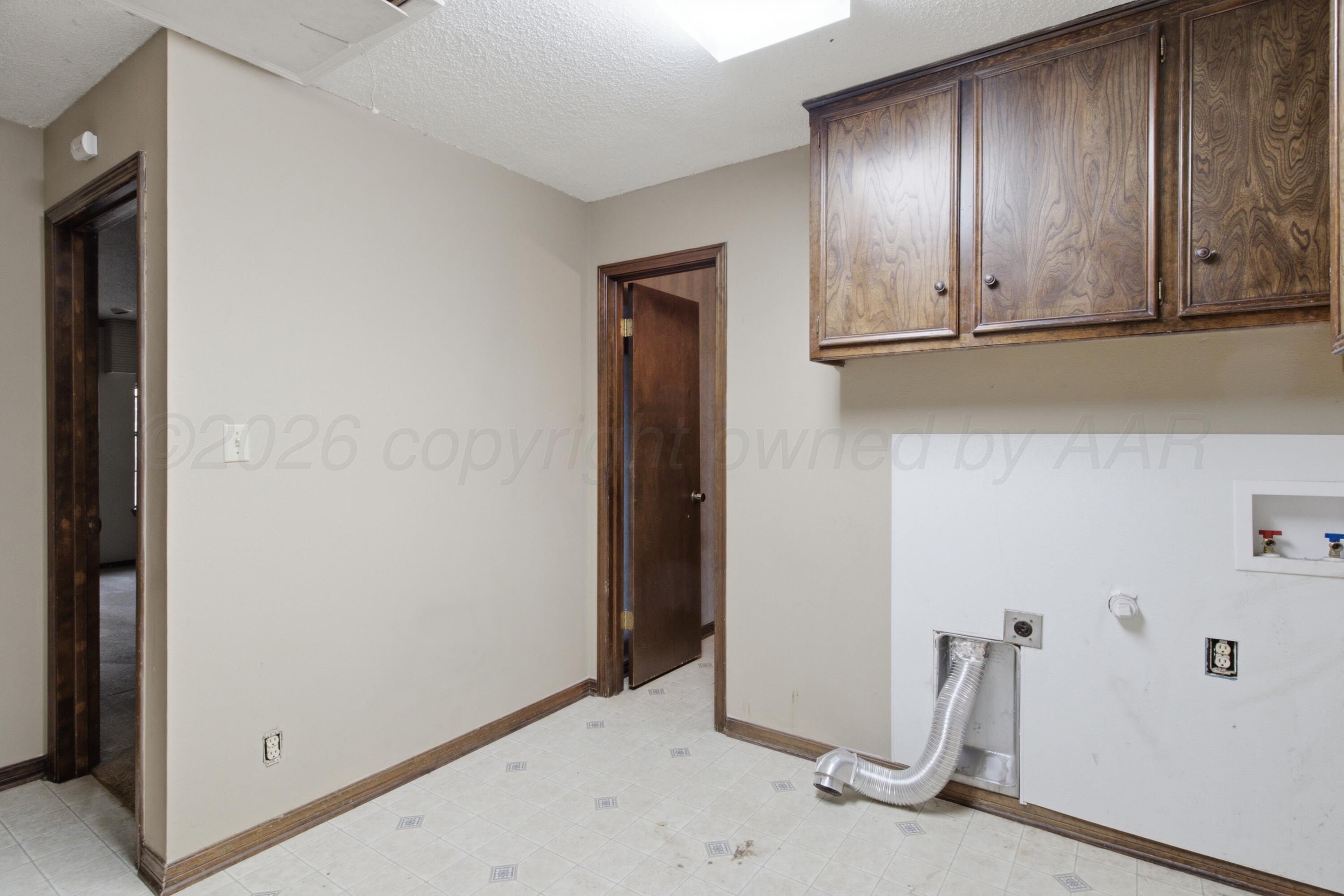 6316 Cedar Hollow Drive Property Photo 34