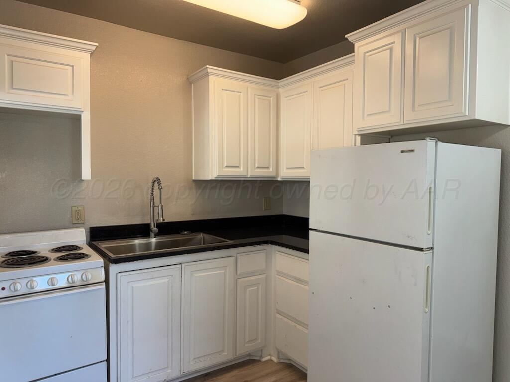 1700 #102 S Jackson Street Property Photo 3