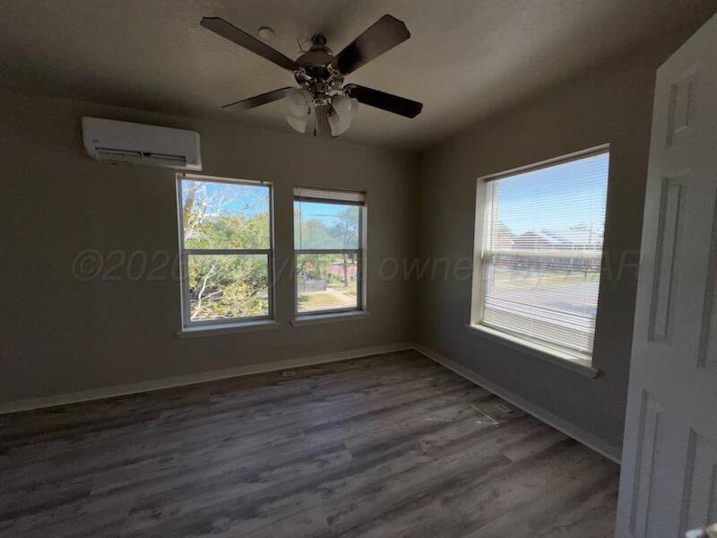 1700 #102 S Jackson Street Property Photo 7