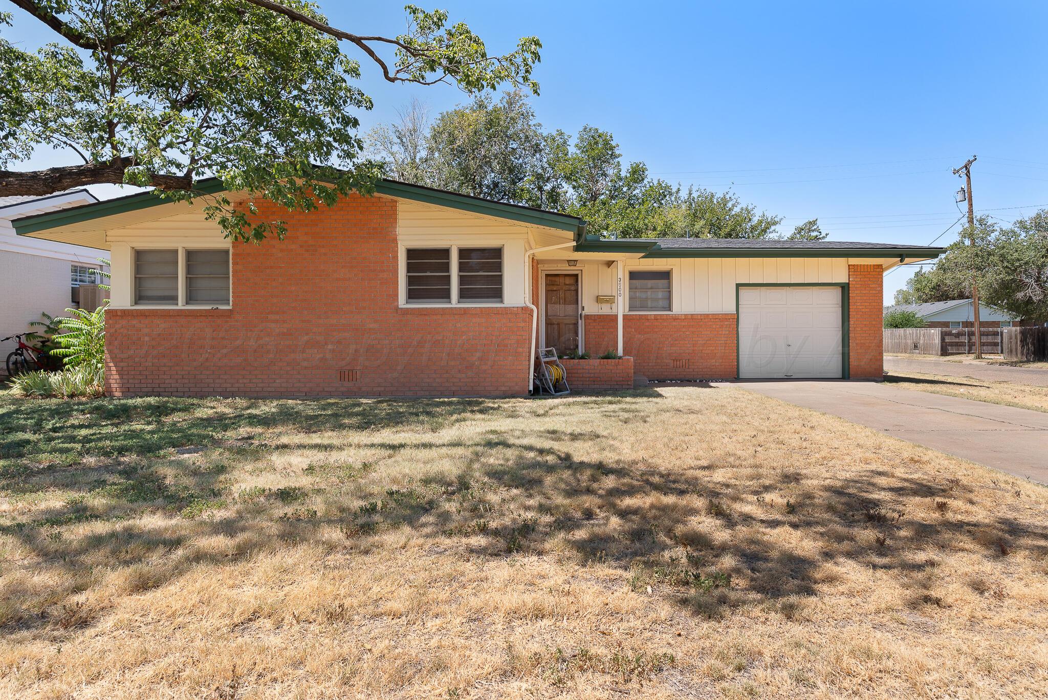3500 LINDA Drive Property Photo 1