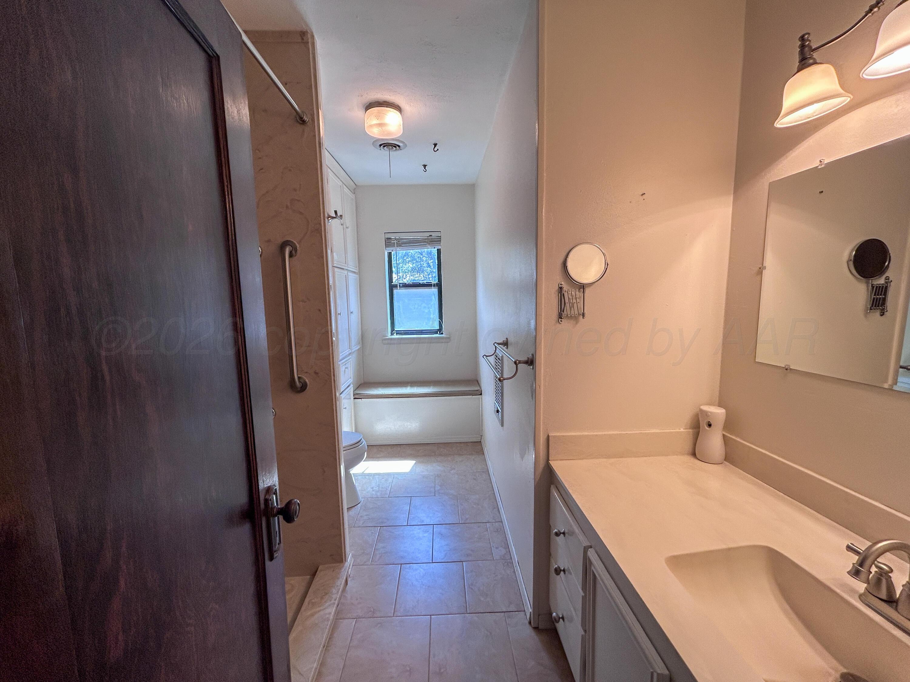 112 Ernest Lee Drive Property Photo 9