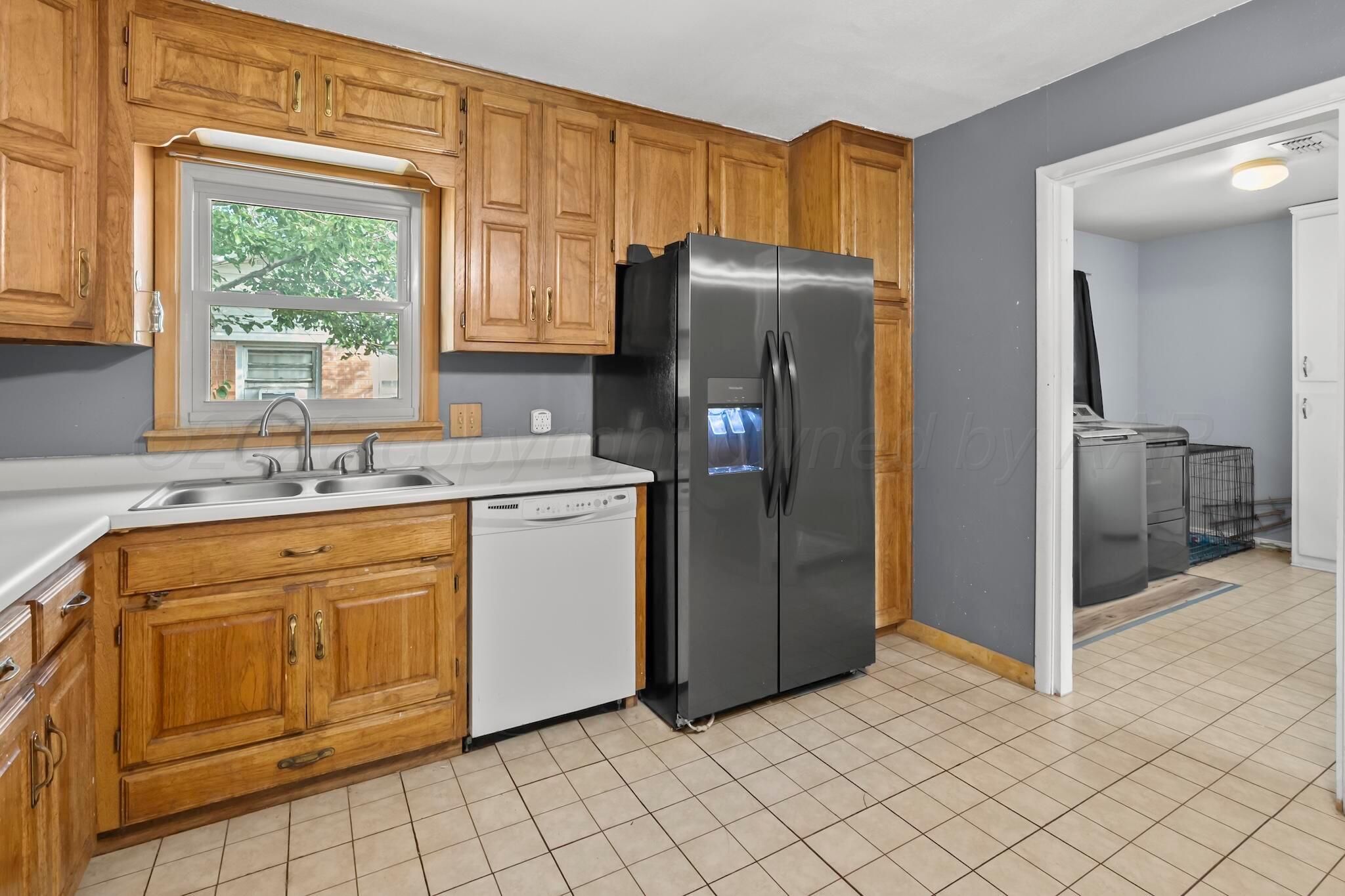 500 W Lasalle Street Property Photo 9
