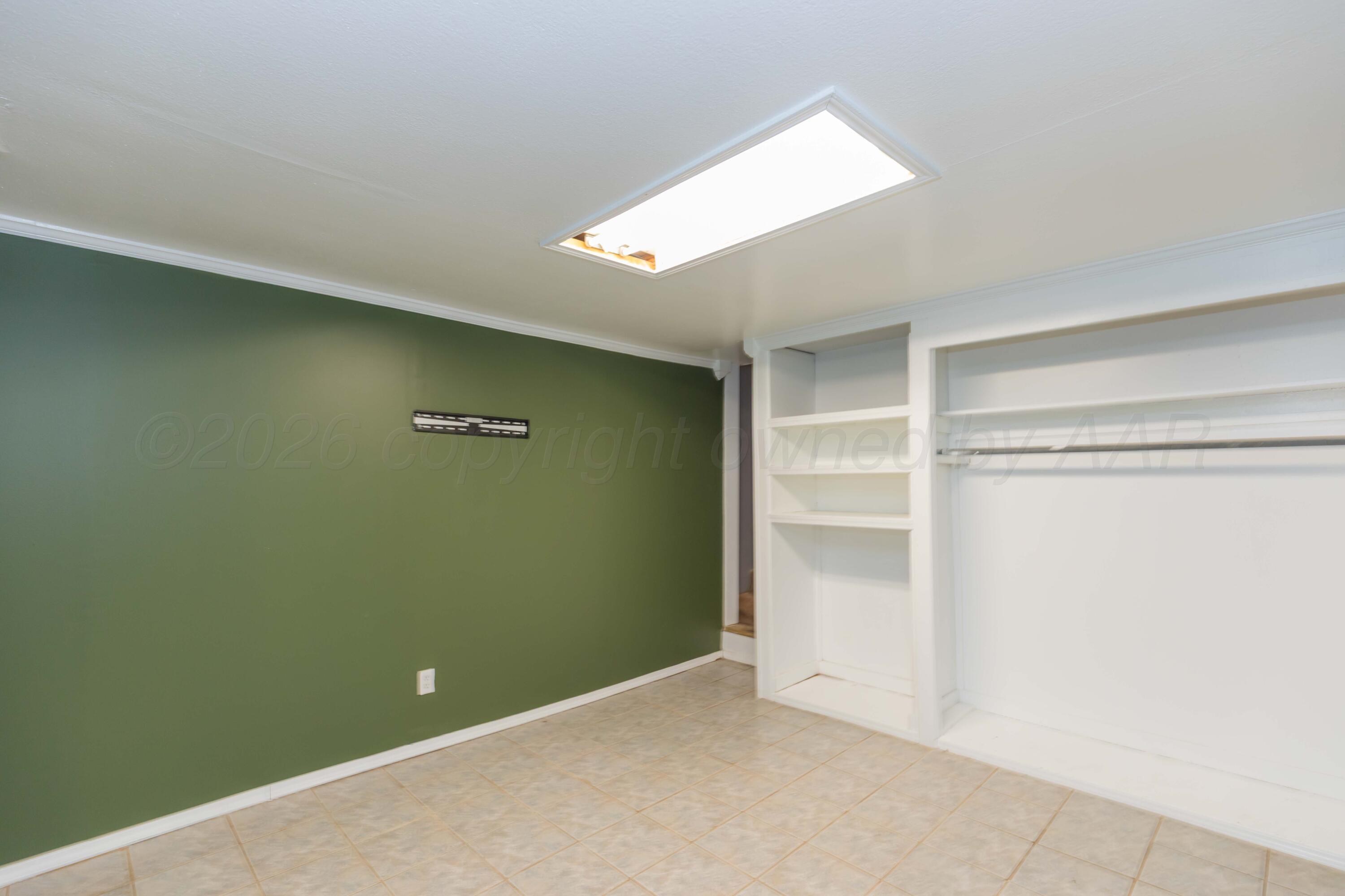 2901 S Apache Street Property Photo 14