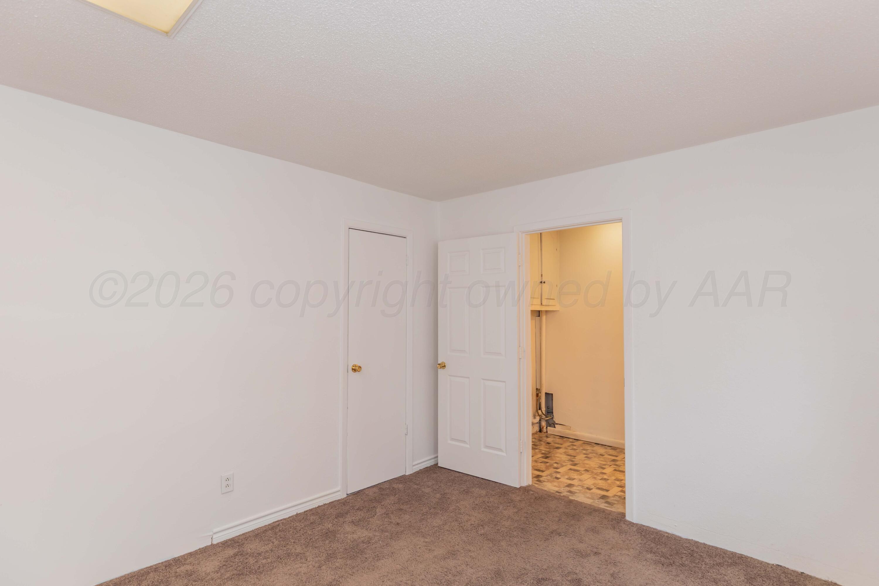 2901 S Apache Street Property Photo 34