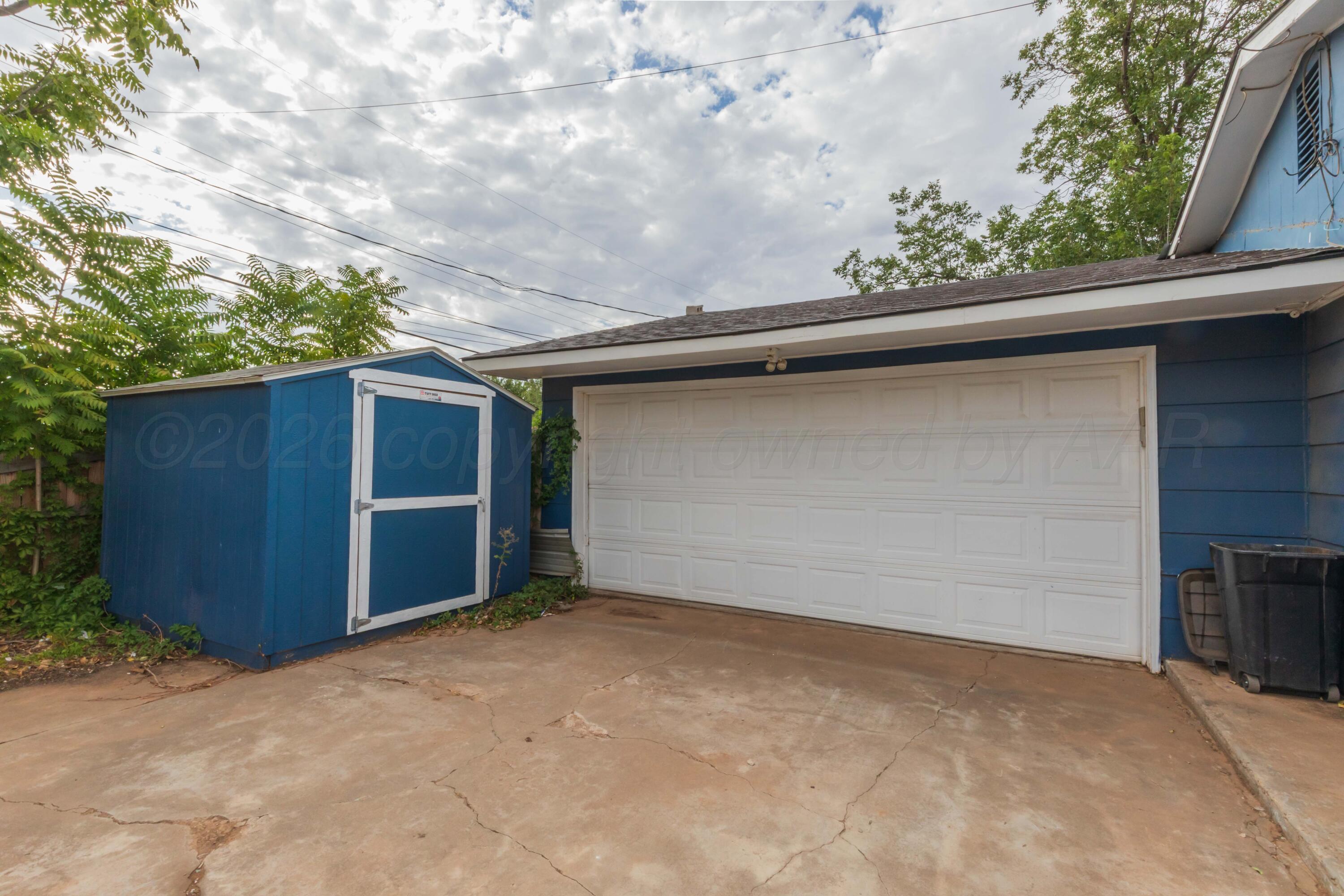 2901 S Apache Street Property Photo 42