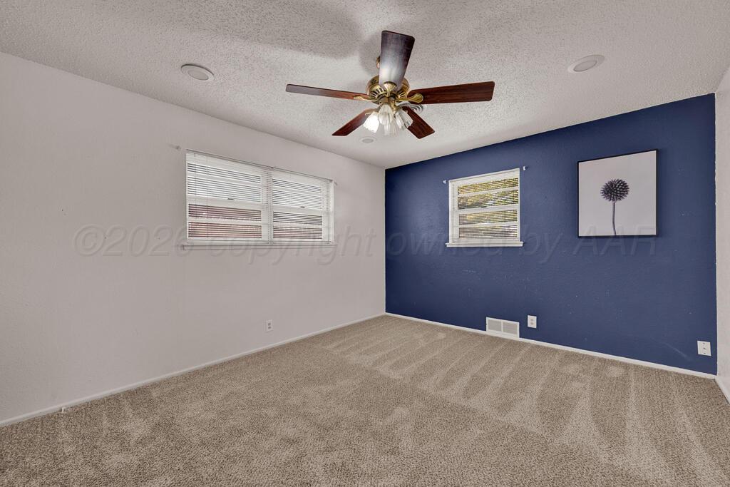 7609 Sombrero Drive Property Photo 14
