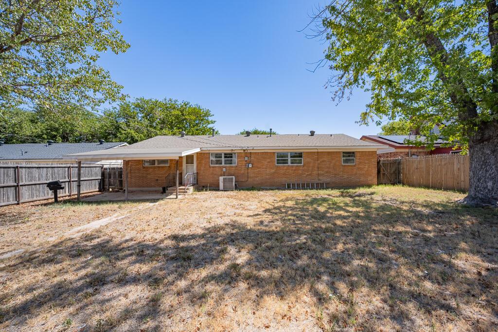 7609 Sombrero Drive Property Photo 27
