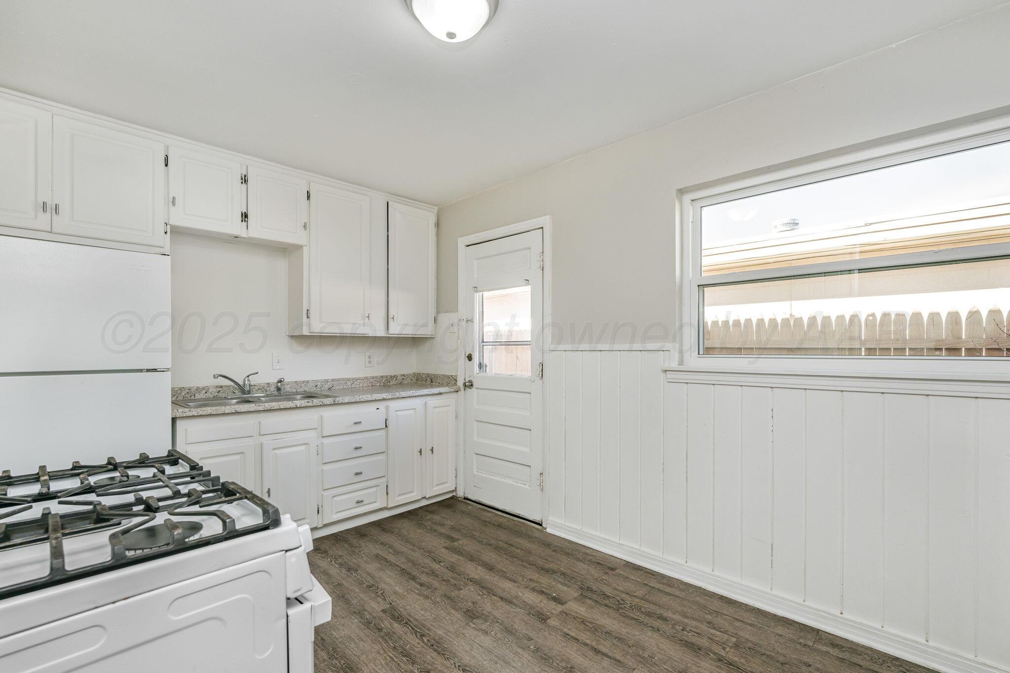 2306 Sw 8th #2 Avenue Property Photo 5