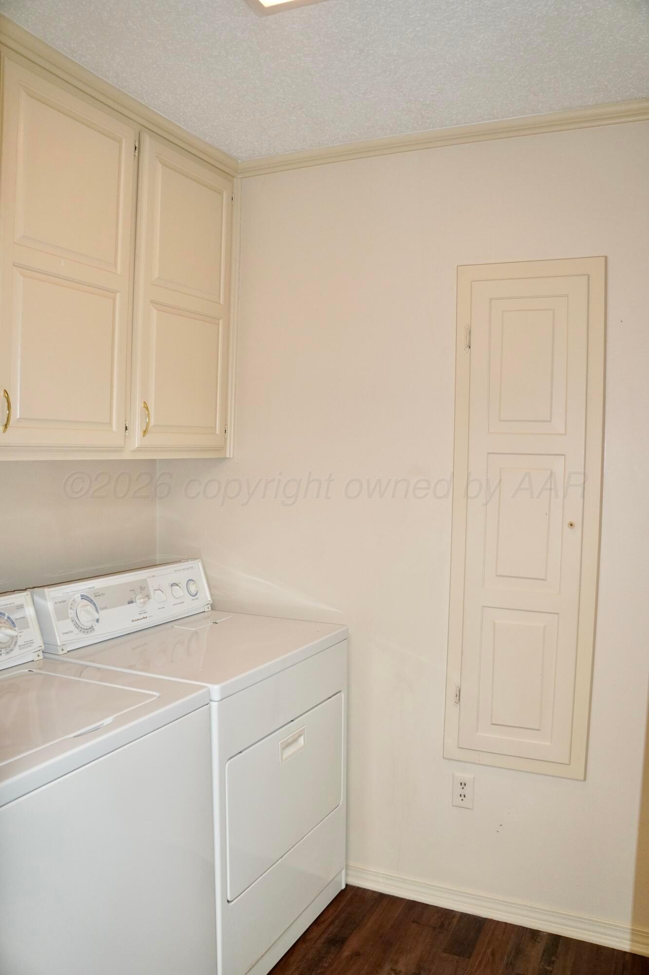 1615 S Bryan # 2 Street Property Photo 15
