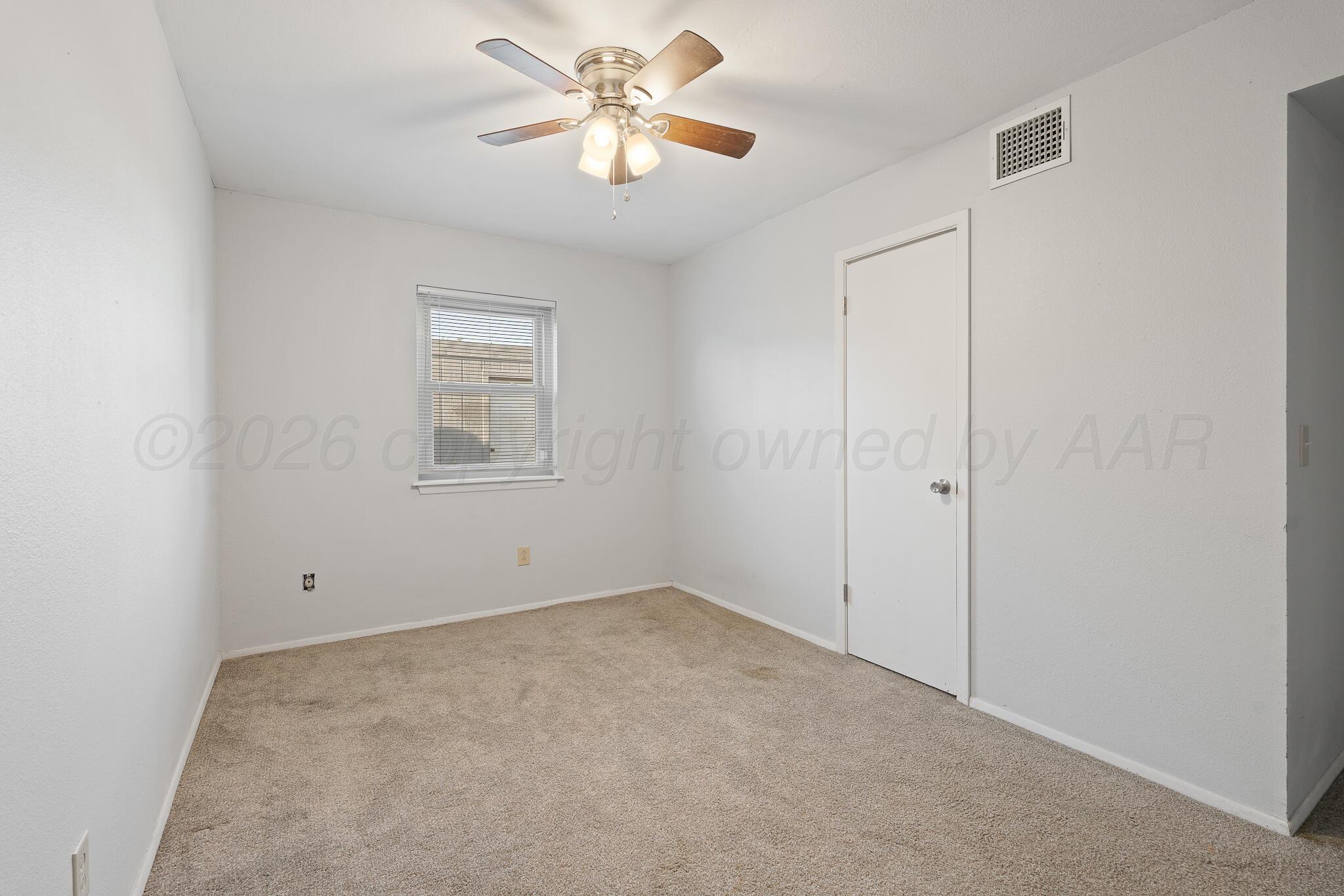 5729 Wabash Street Property Photo 15