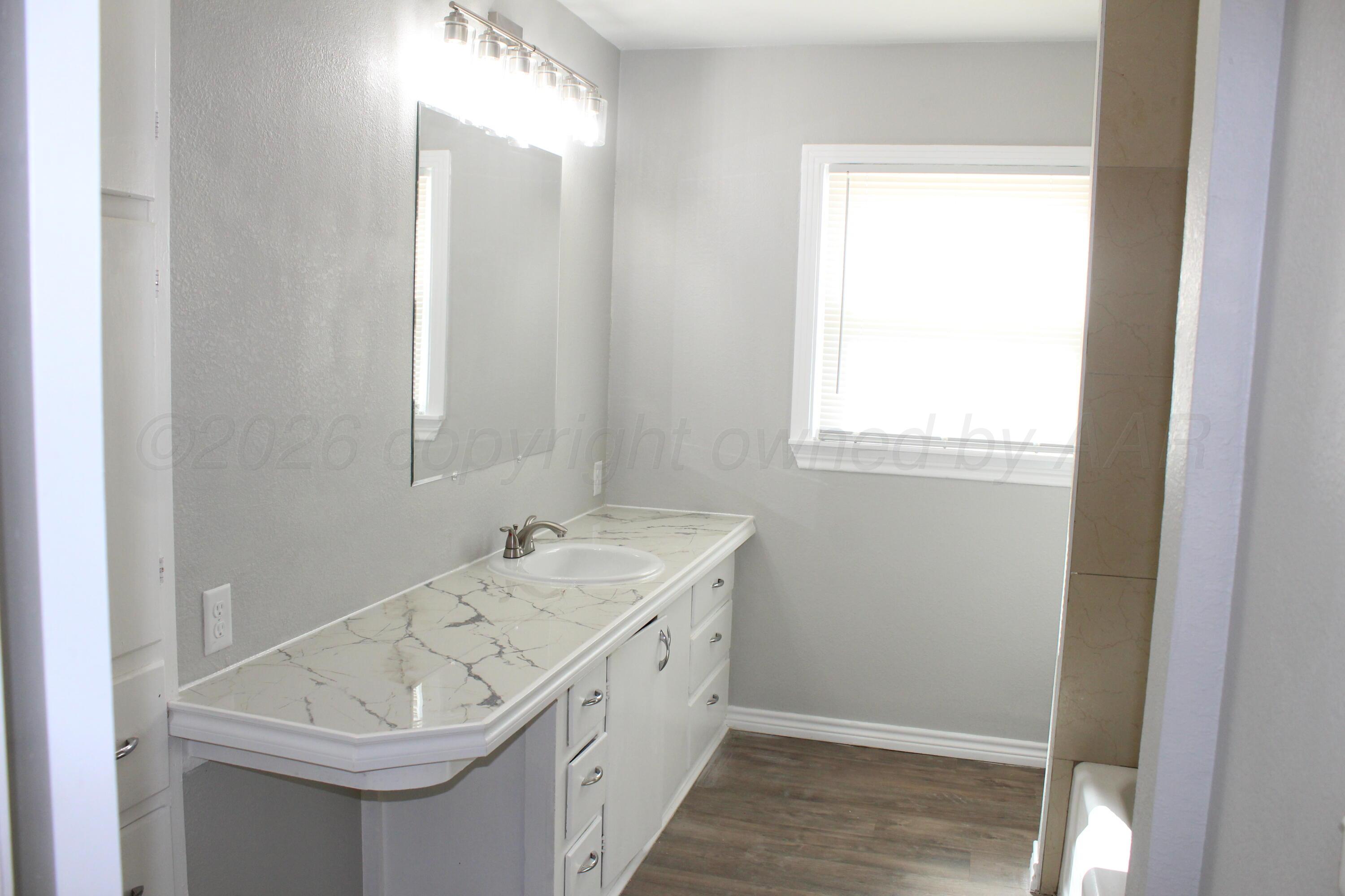 125 D Avenue Property Photo 9