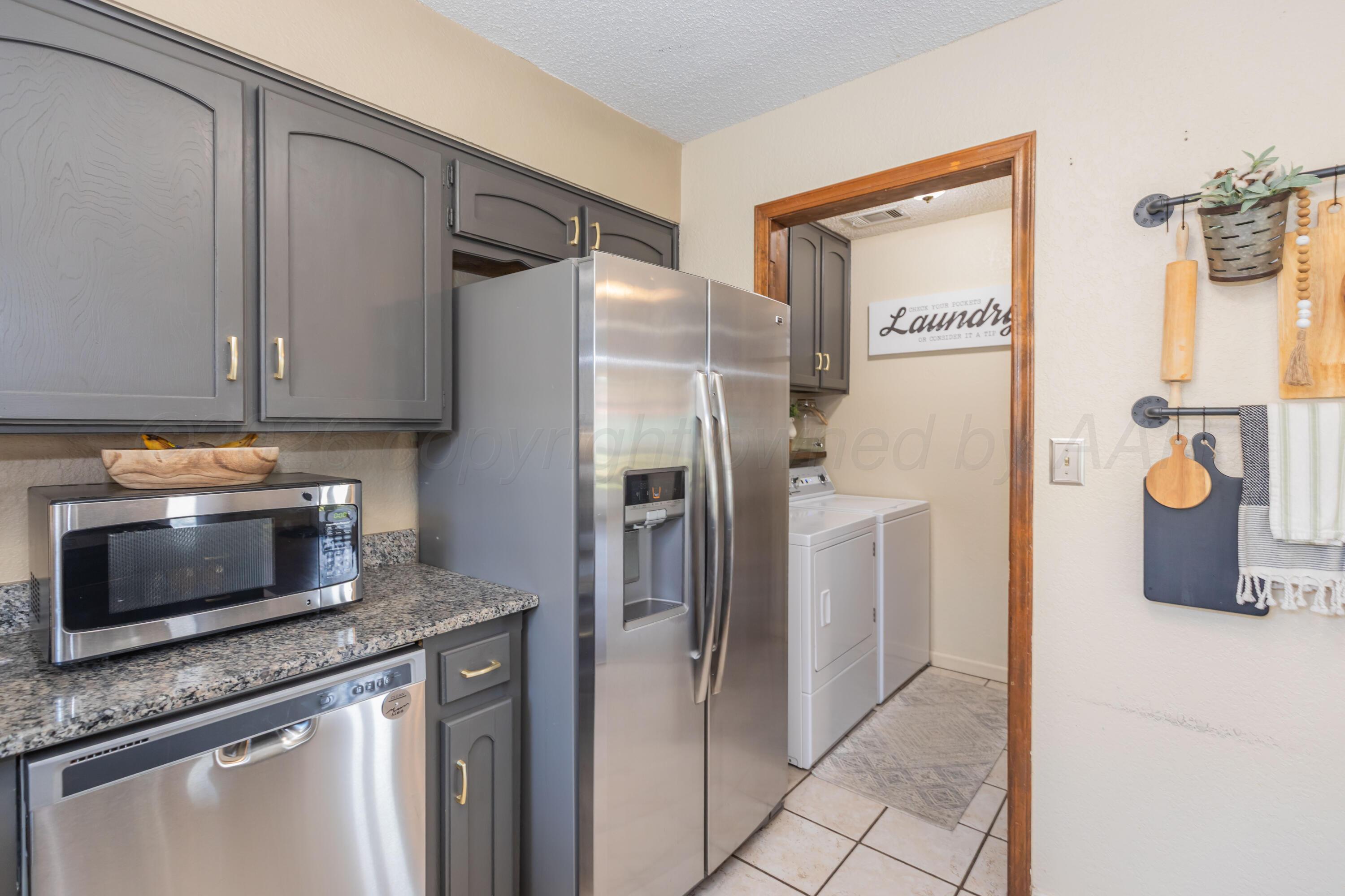 2338 N Fir Street Property Photo 16
