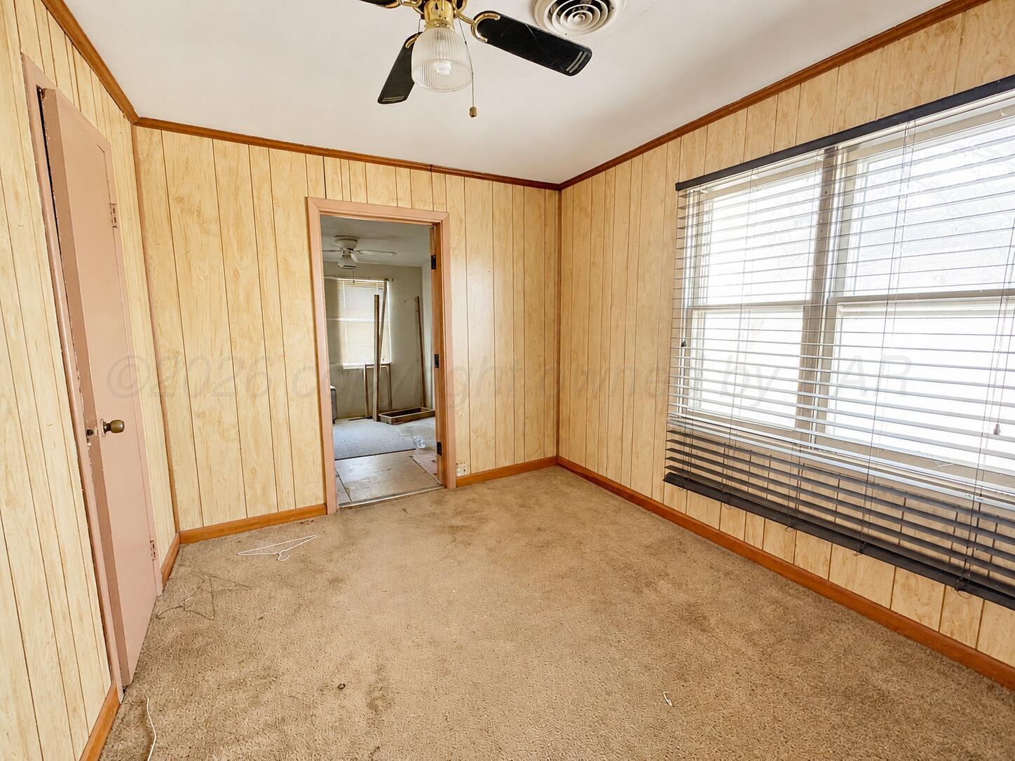 1013 E Kingsmill Avenue Property Photo 8