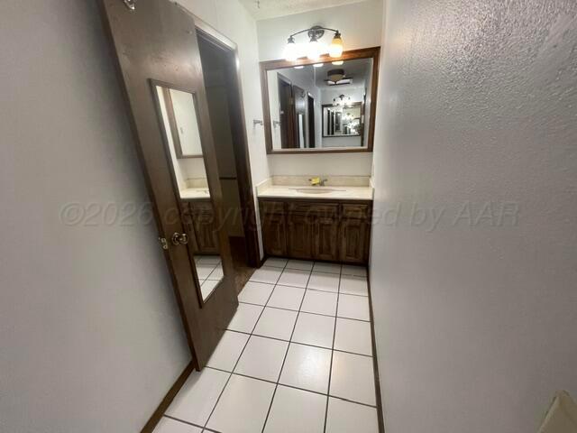 6809 Old Kent Road Property Photo 23