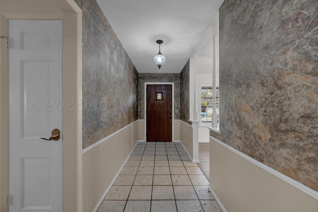 6000 Hatfield Circle Property Photo 7