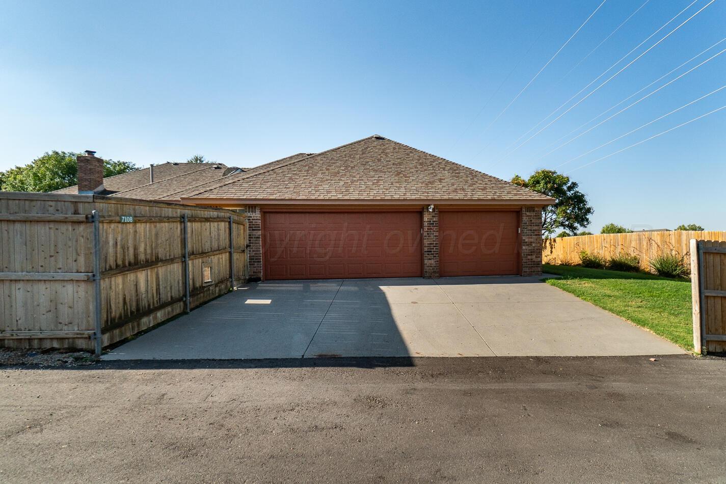7108 Glenoak Lane Property Photo 40