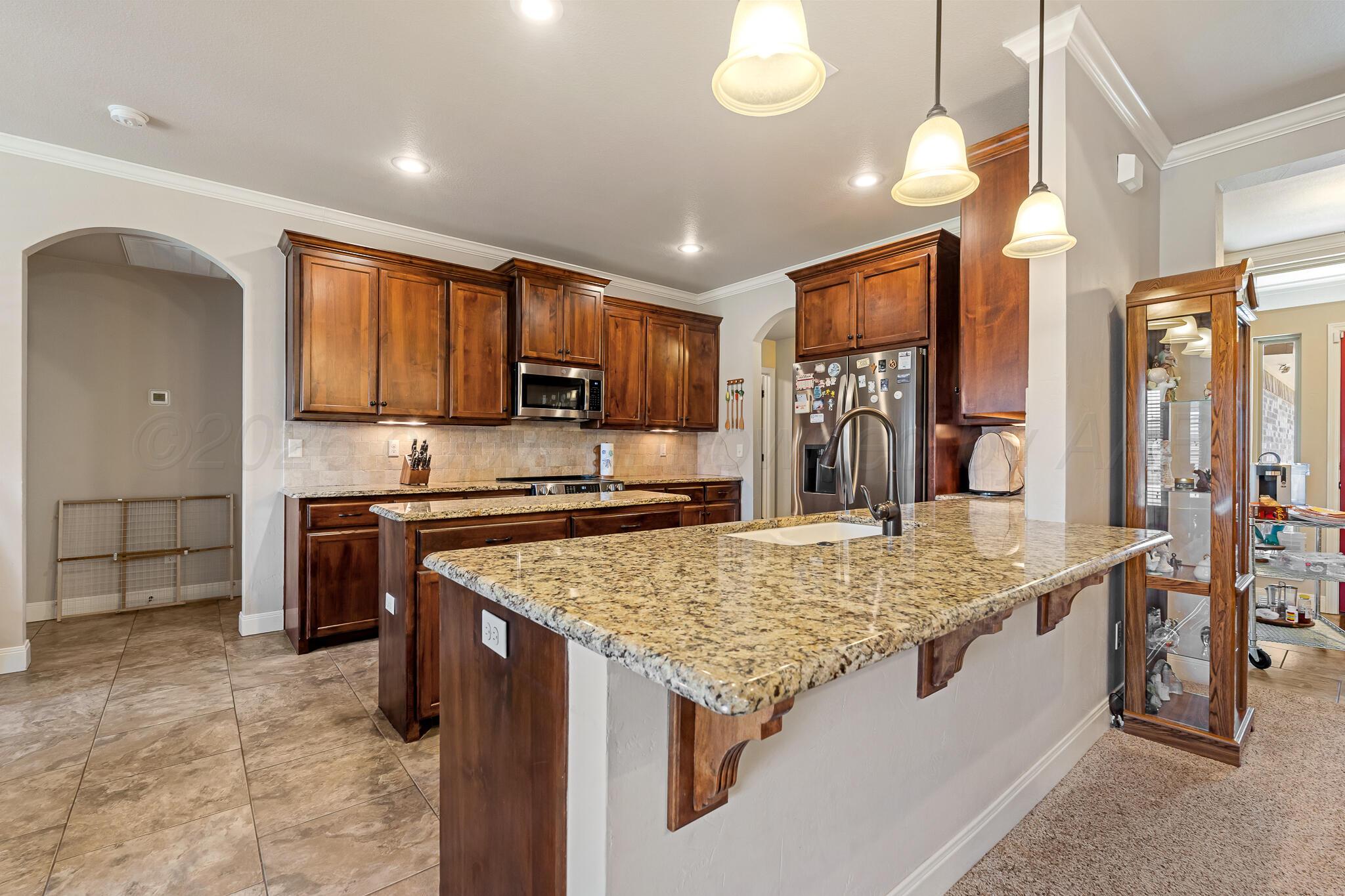 27 William Lane Property Photo 16