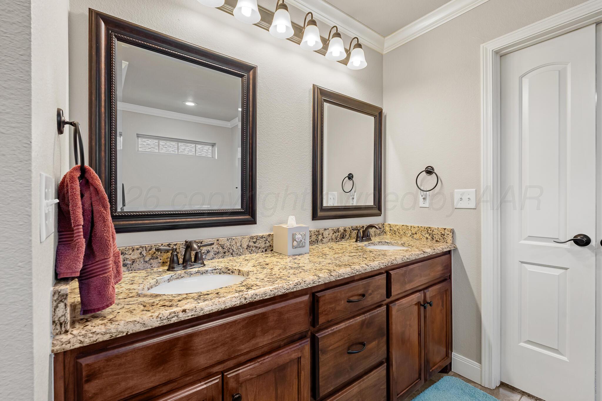 27 William Lane Property Photo 26
