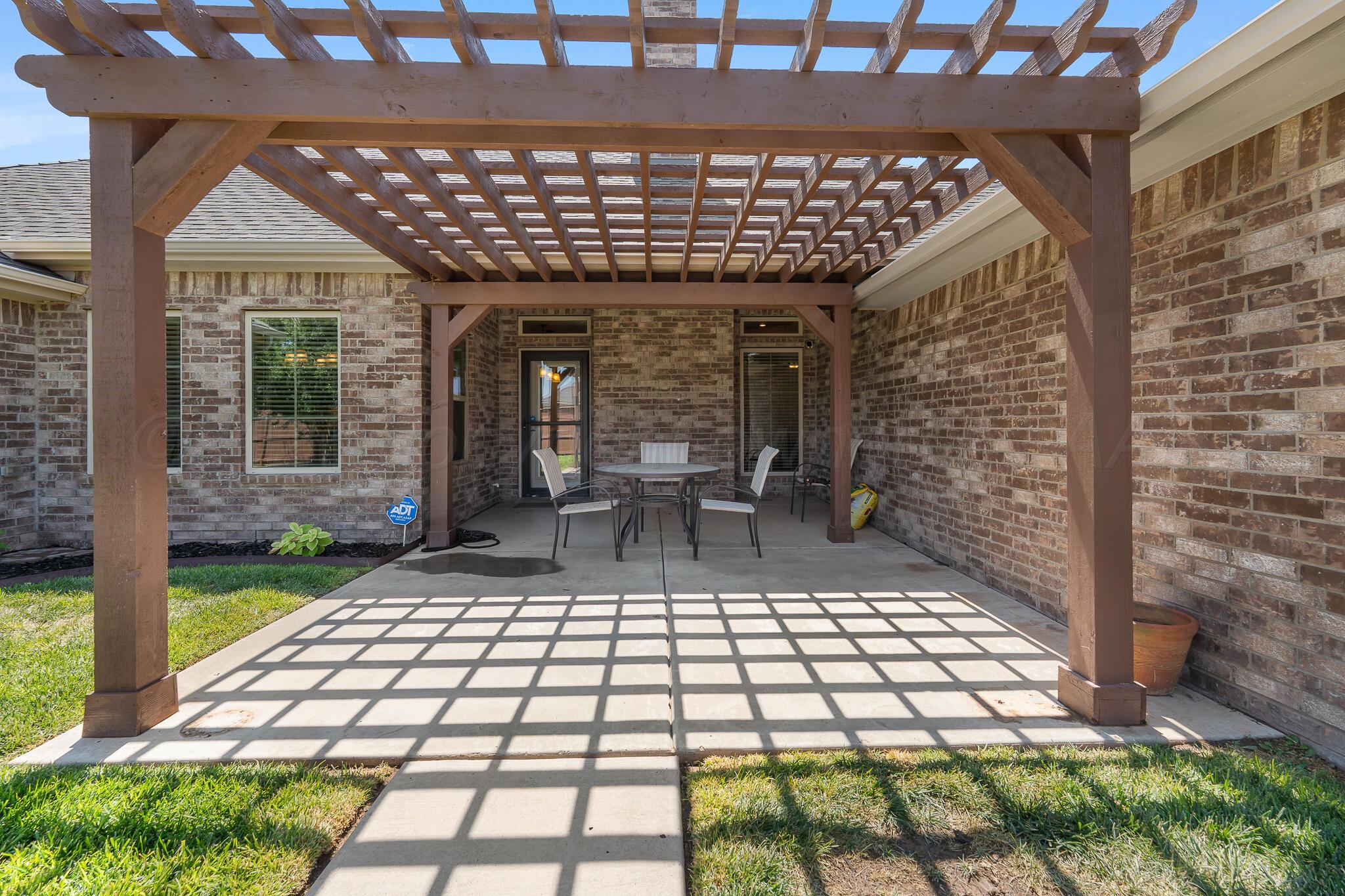 27 William Lane Property Photo 40