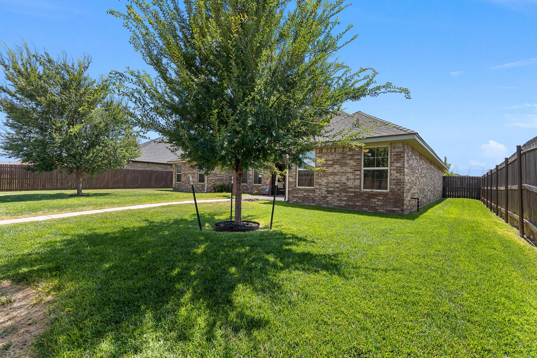 27 William Lane Property Photo 41