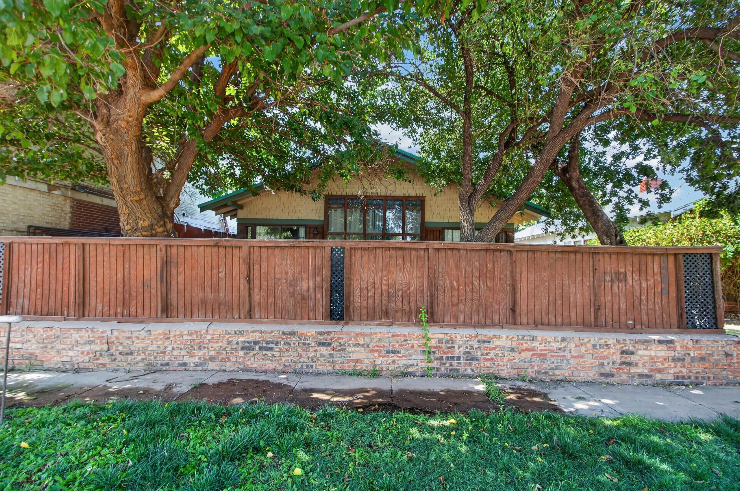 1506 S Jefferson Street Property Photo 2