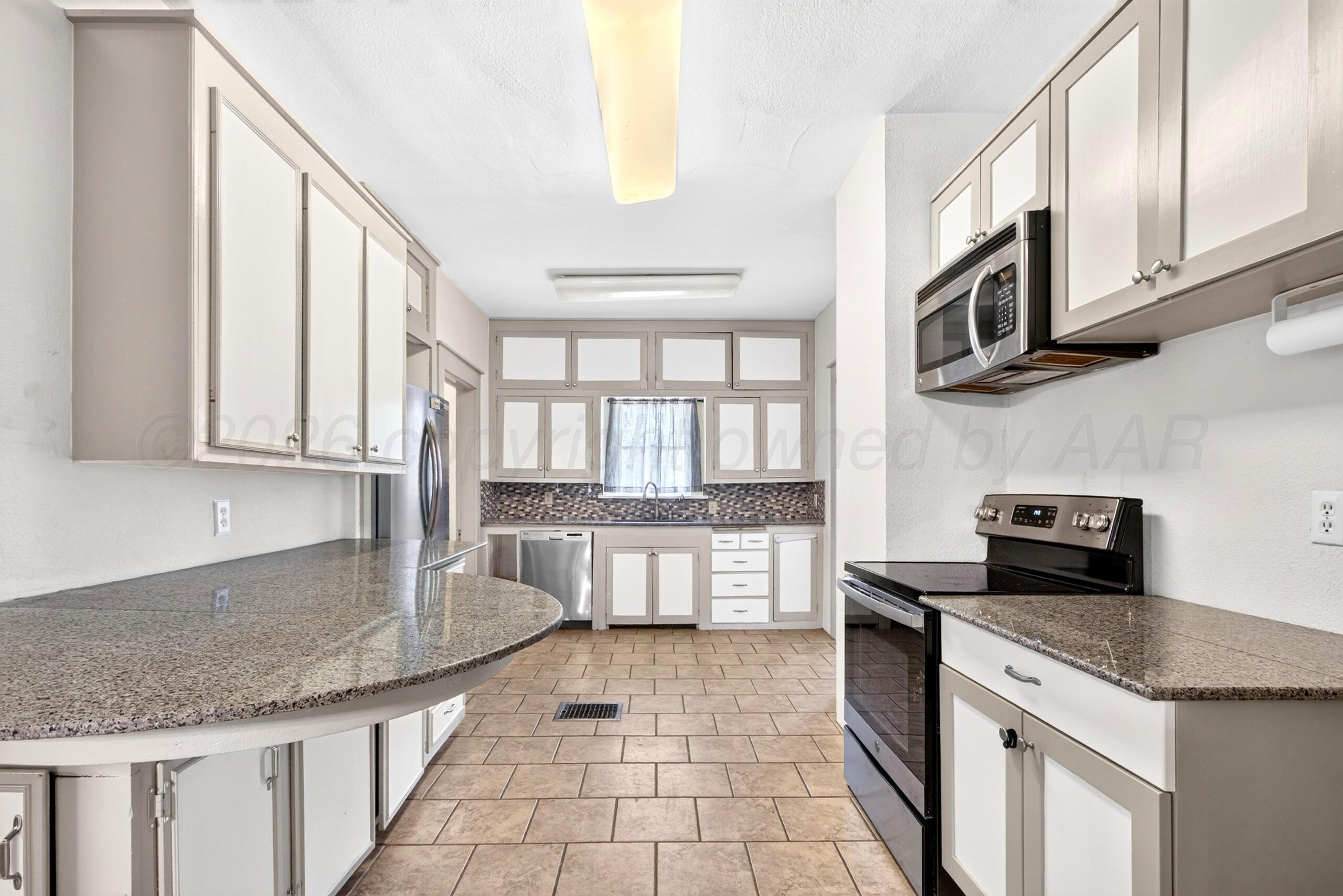 1506 S Jefferson Street Property Photo 14